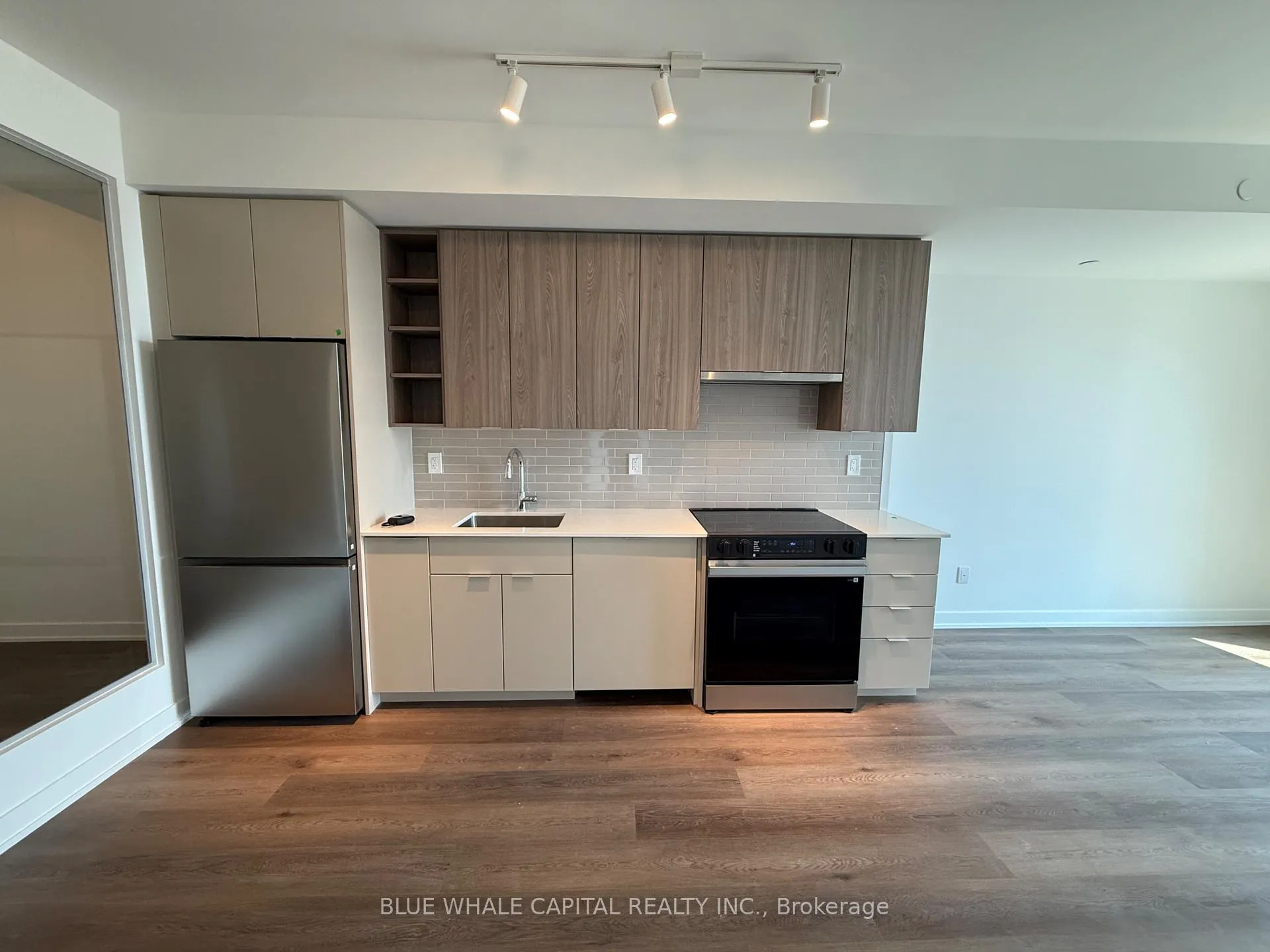 Photo 17 of Unit 307, 2075 Lakeshore Road, Burlington, Brant — HOMEH