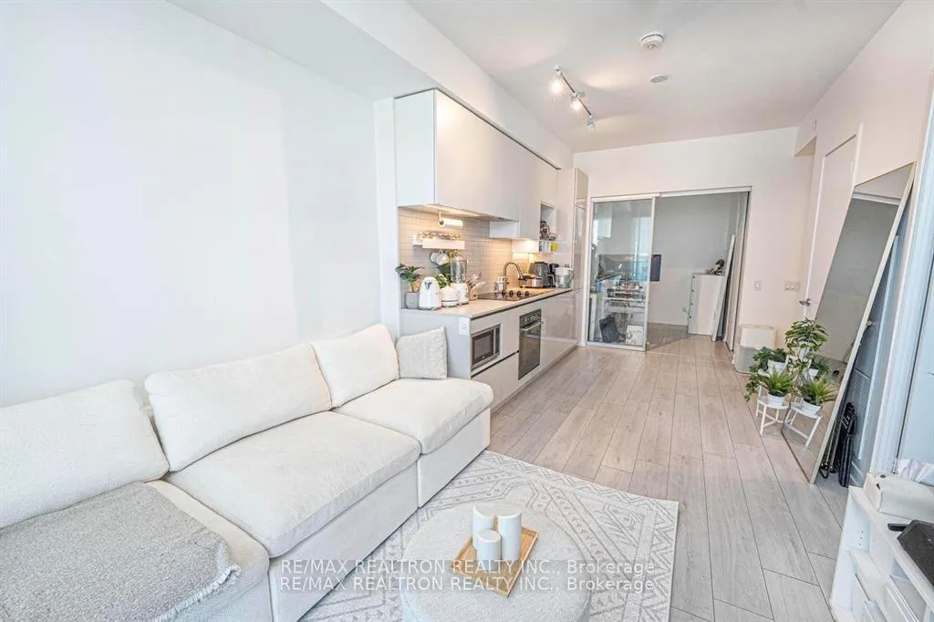 Photo 16 of Unit 4903, 950 Portage Parkway, Vaughan, Vaughan Corporate Centre — HOMEH
