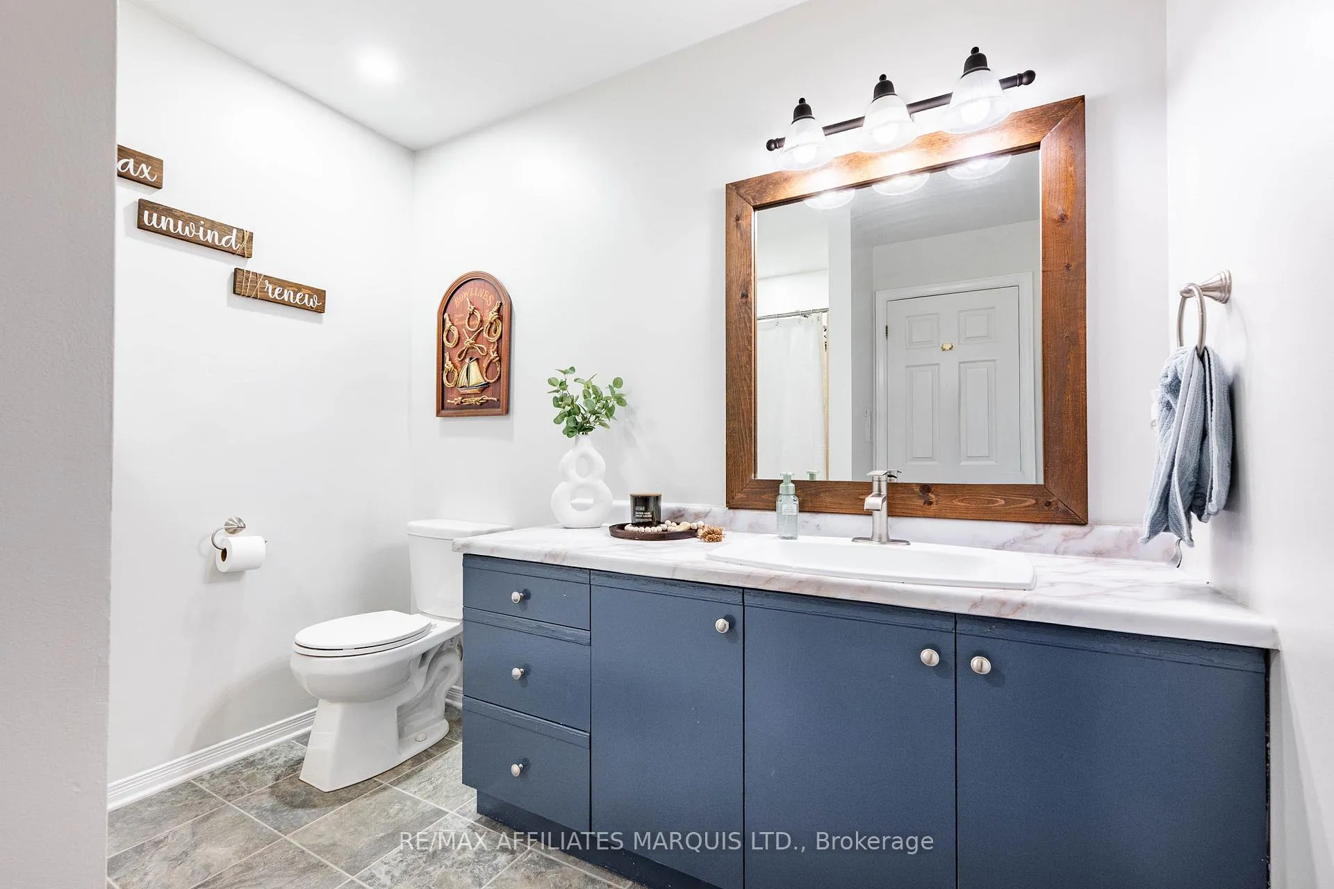 Photo 15 of 2333 Emily Crescent, Cornwall — HOMEH