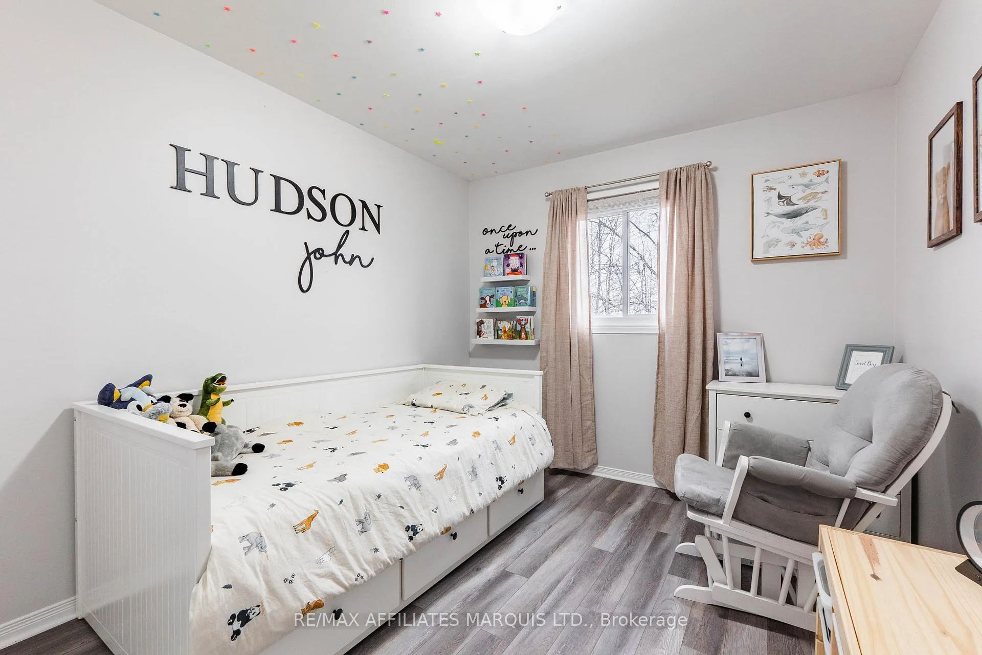 Photo 16 of 2333 Emily Crescent, Cornwall — HOMEH