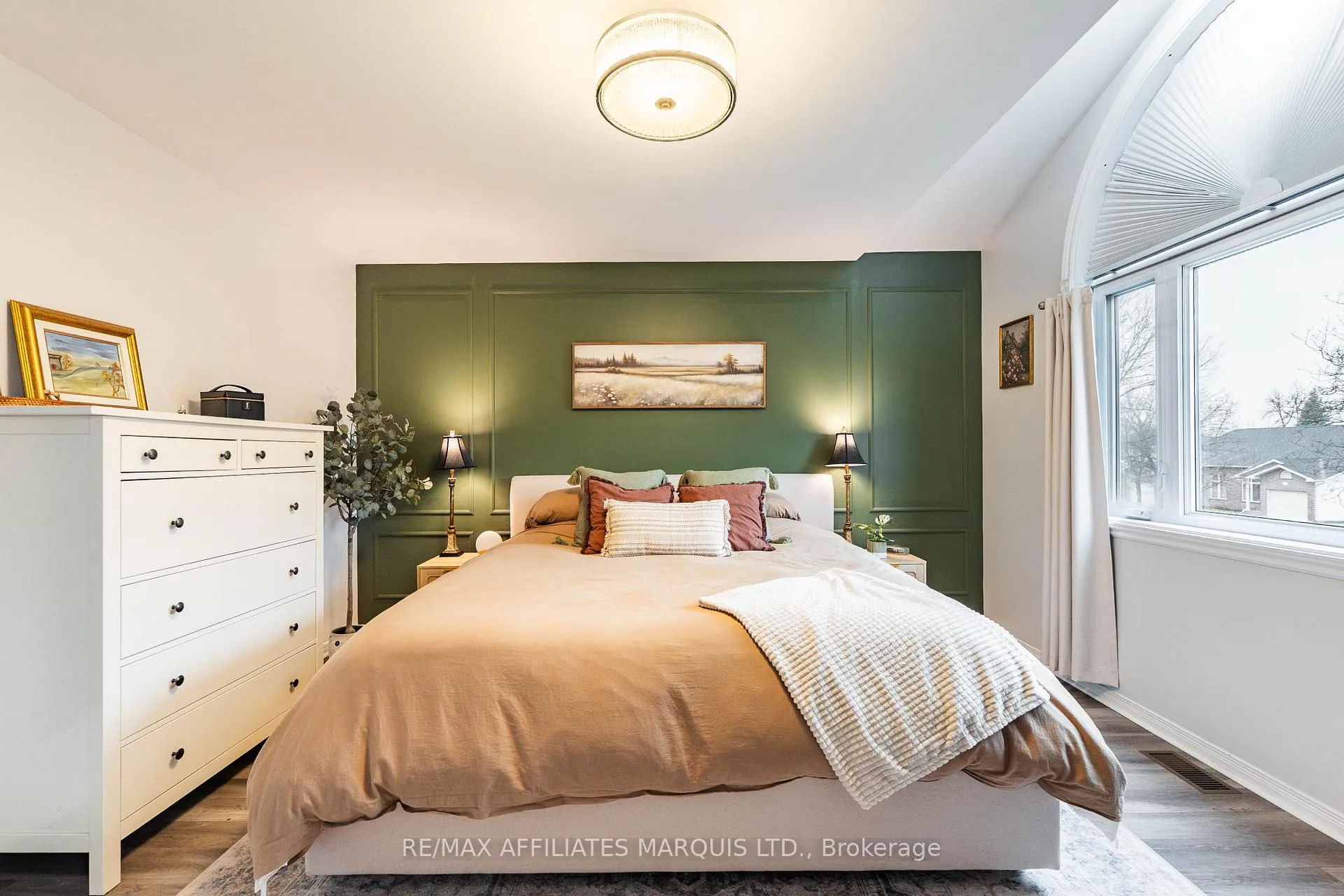 Photo 20 of 2333 Emily Crescent, Cornwall — HOMEH