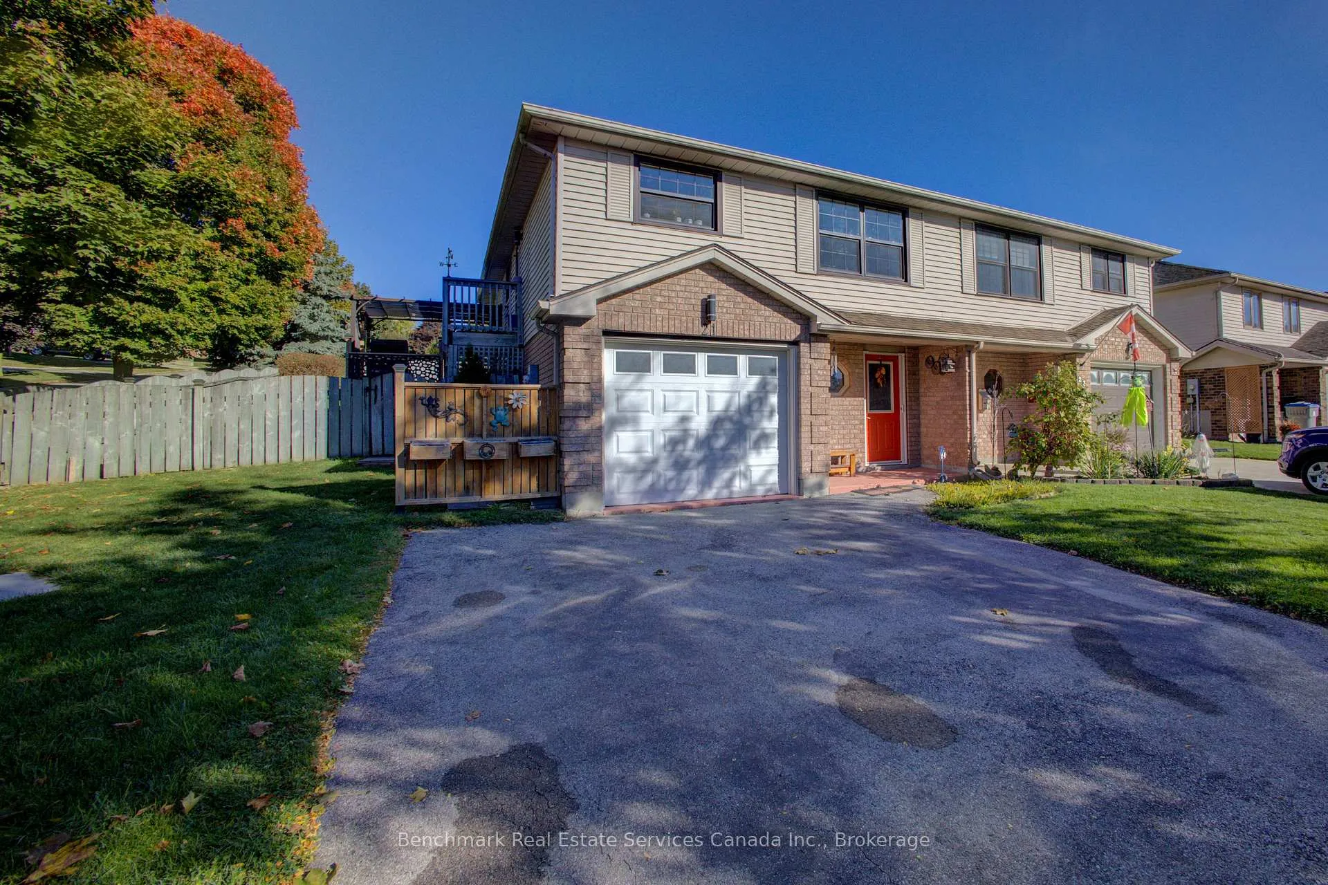 Photo 2 of 21 Southvale Road, St. Marys — HOMEH