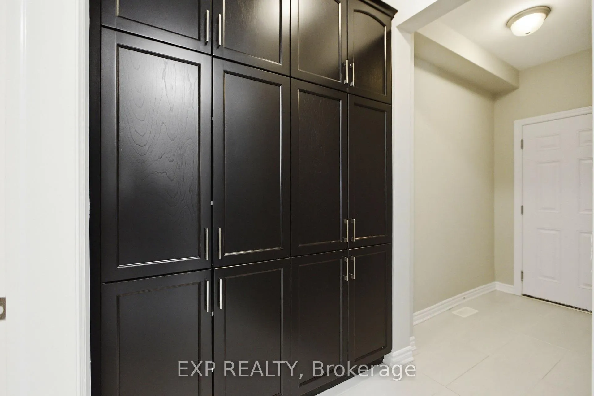 Photo 11 of 652 Continental Avenue, Ottawa, Kanata - Emerald Meadows/Trailwest — HOMEH