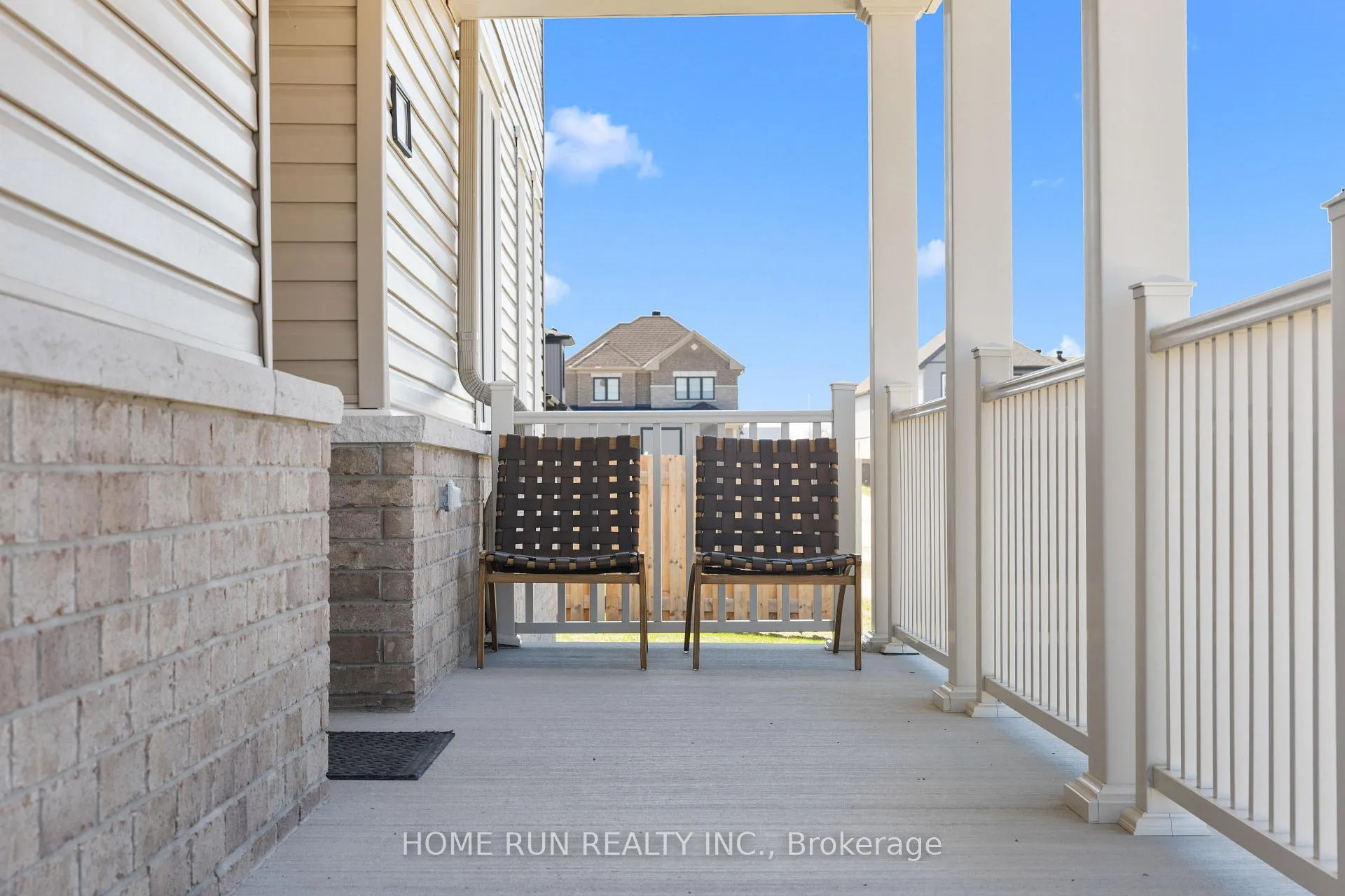 Photo 3 of 320 Basalt Lane, Ottawa, Kanata - Kanata Lakes/Heritage Hills — HOMEH