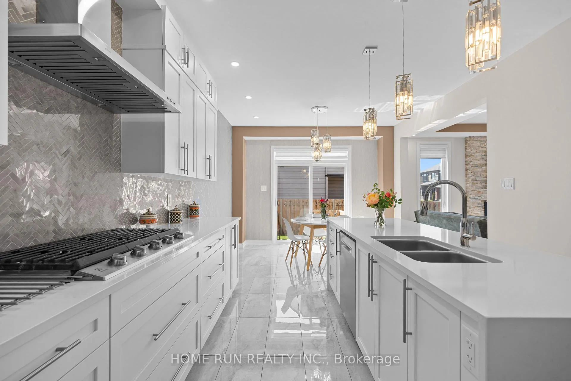Photo 19 of 320 Basalt Lane, Ottawa, Kanata - Kanata Lakes/Heritage Hills — HOMEH