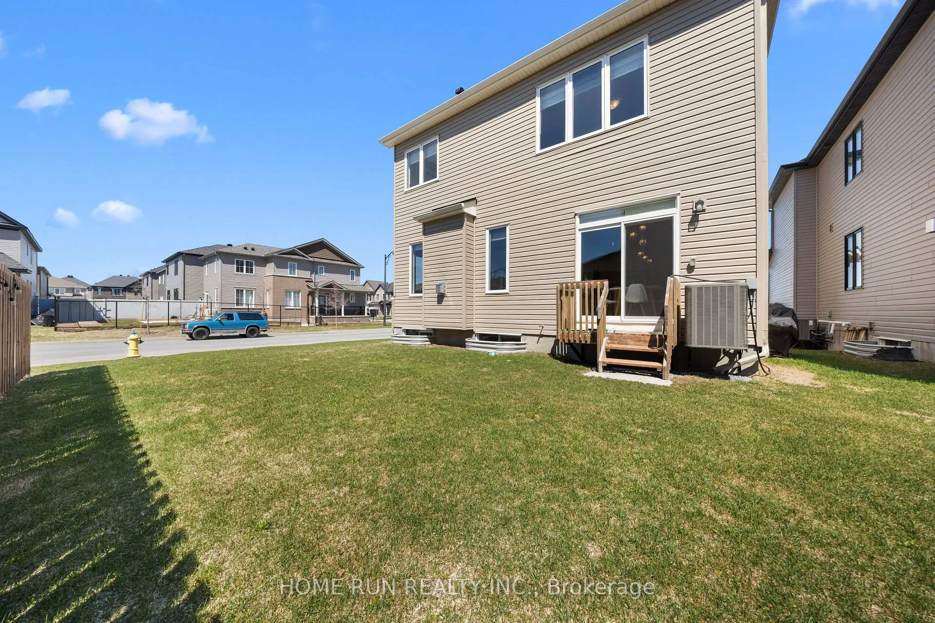 Photo 39 of 320 Basalt Lane, Ottawa, Kanata - Kanata Lakes/Heritage Hills — HOMEH