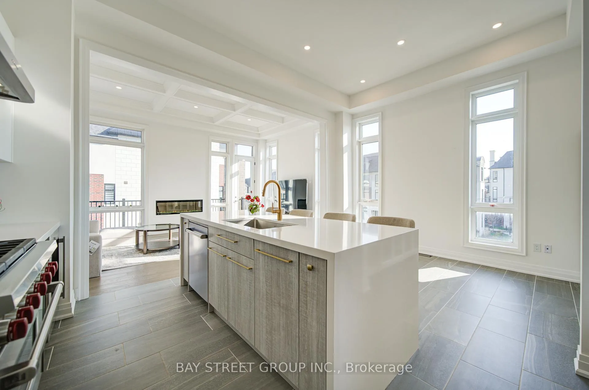 Photo 17 of 324 King Road, Richmond Hill, Oak Ridges — HOMEH