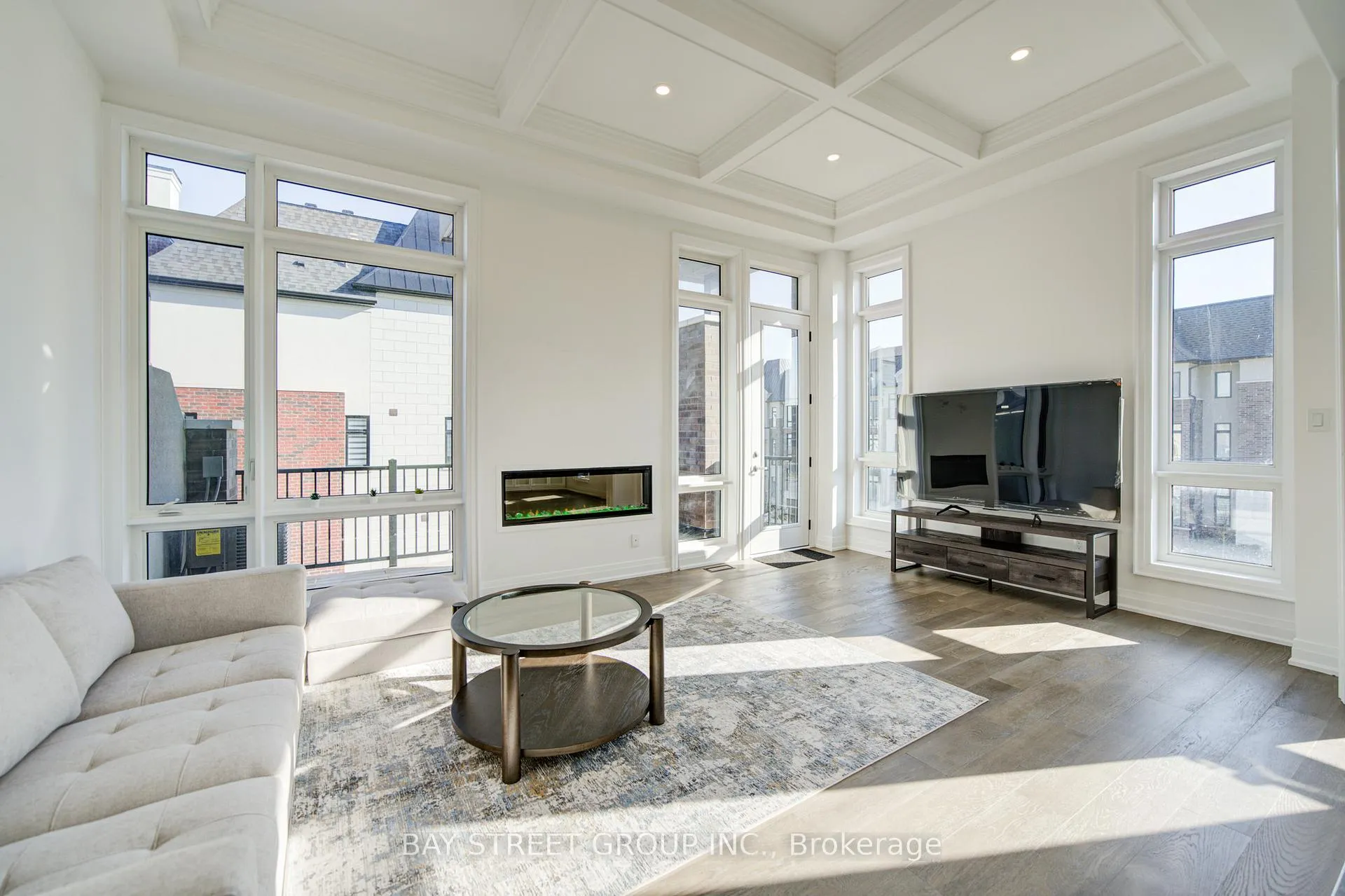 Photo 20 of 324 King Road, Richmond Hill, Oak Ridges — HOMEH