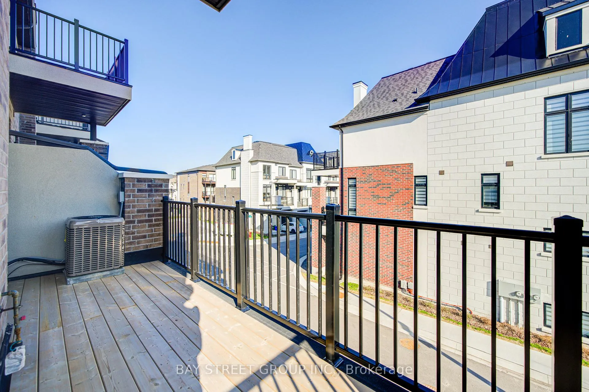 Photo 25 of 324 King Road, Richmond Hill, Oak Ridges — HOMEH