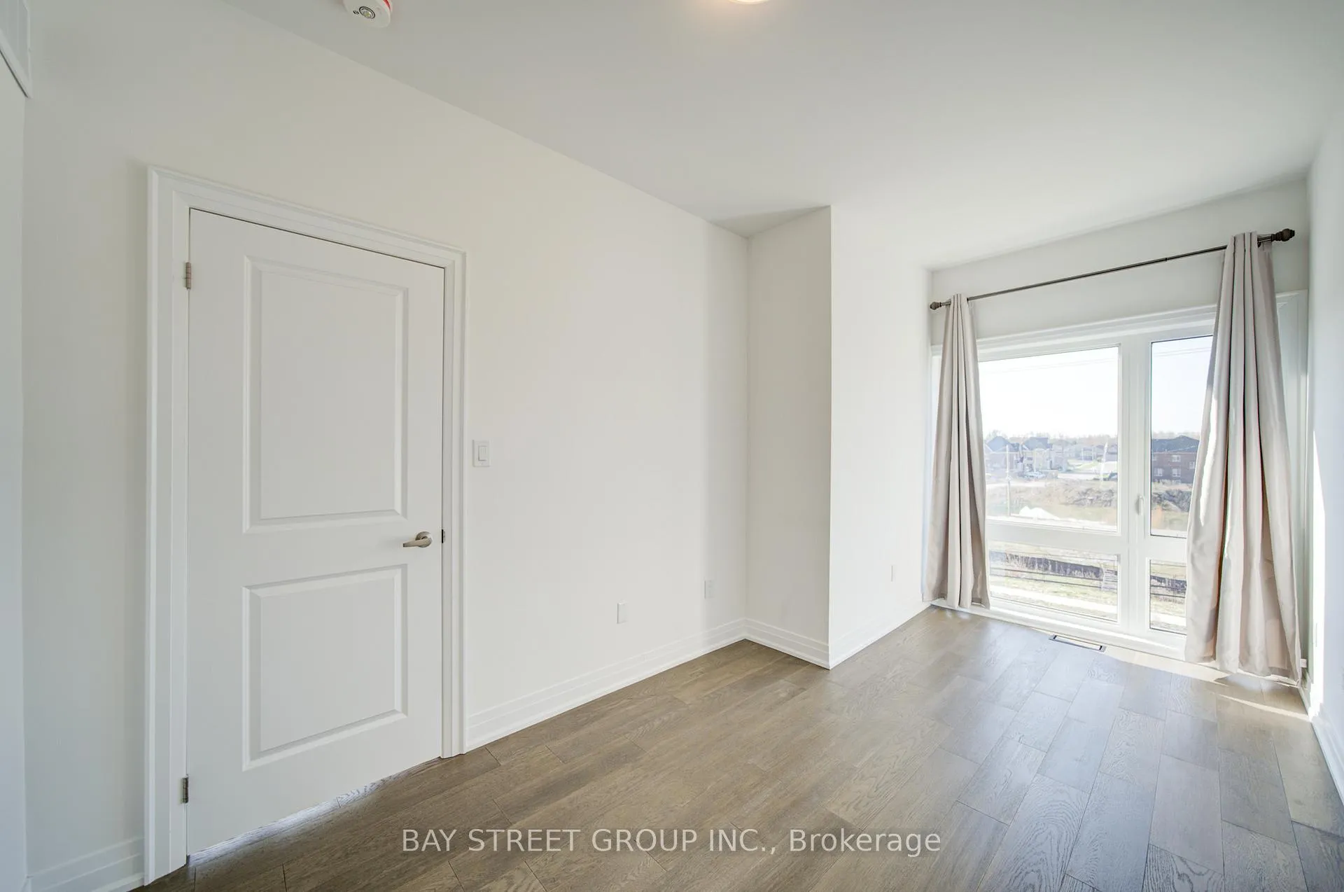 Photo 33 of 324 King Road, Richmond Hill, Oak Ridges — HOMEH