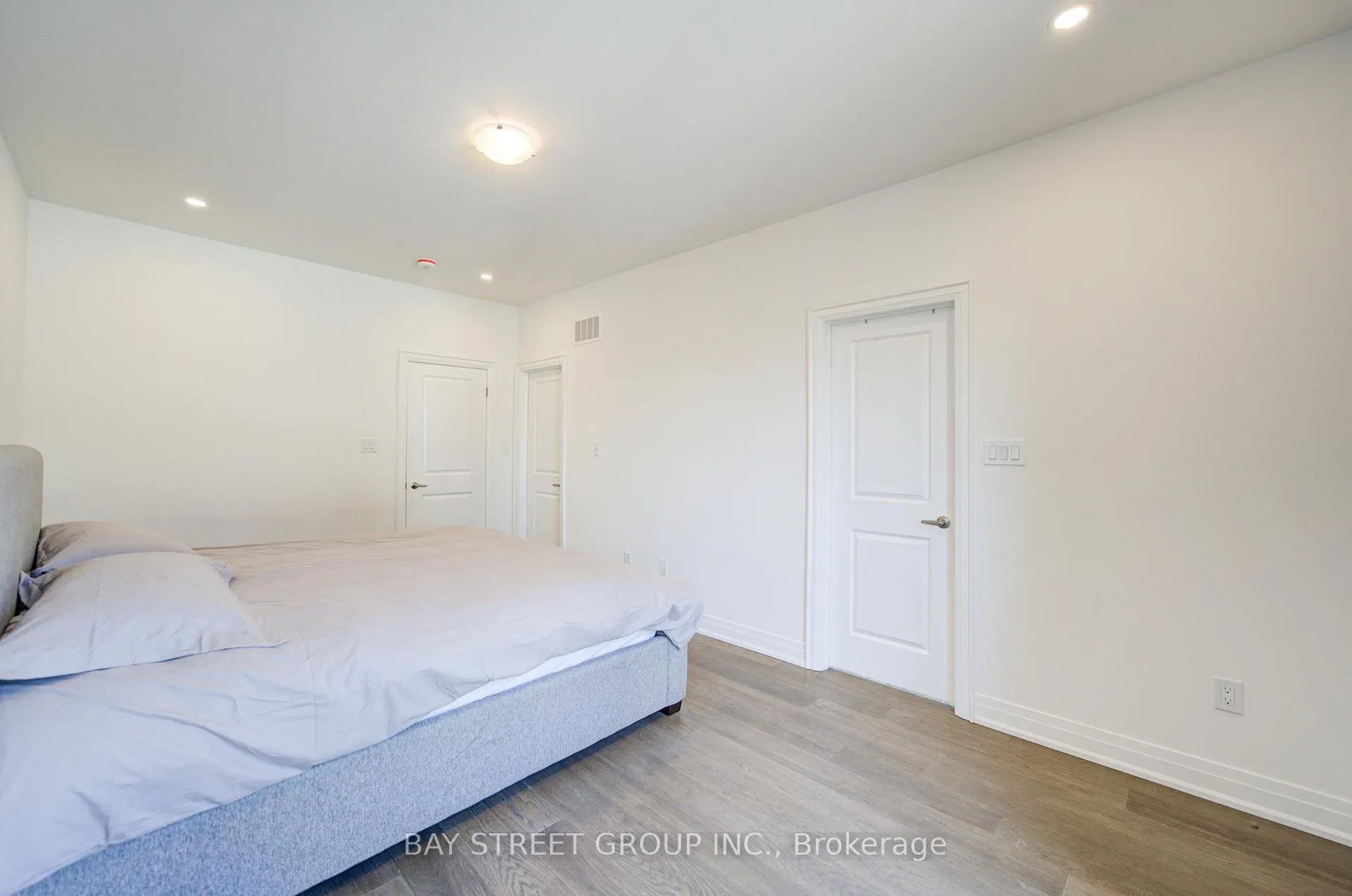 Photo 39 of 324 King Road, Richmond Hill, Oak Ridges — HOMEH