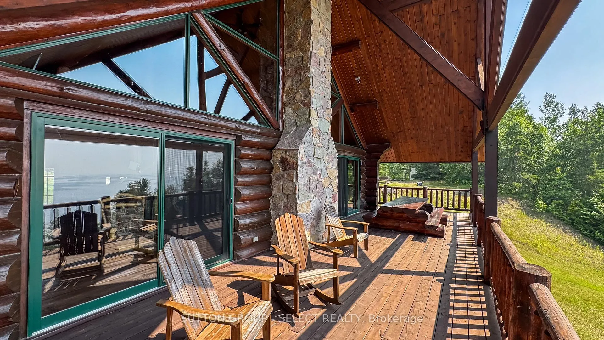 Photo 10 of 21 Peter Drive, Greenstone — HOMEH