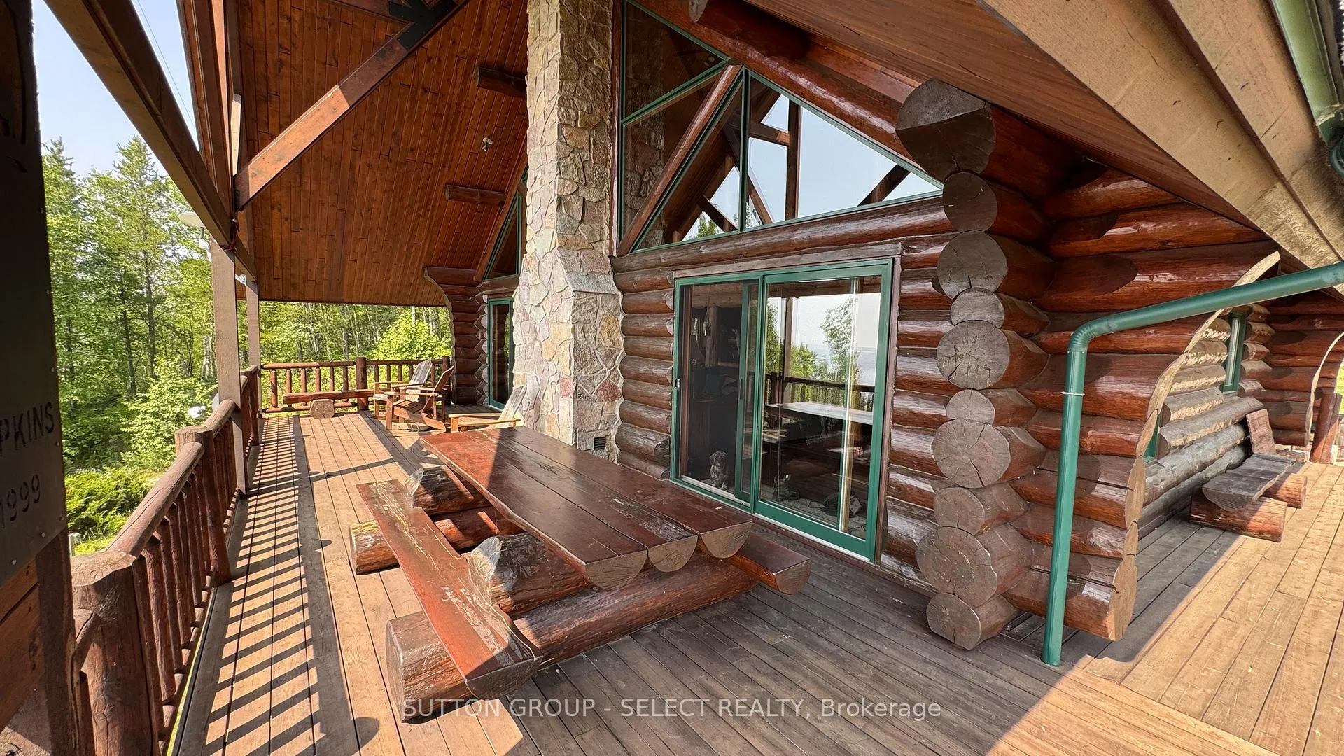 Photo 11 of 21 Peter Drive, Greenstone — HOMEH