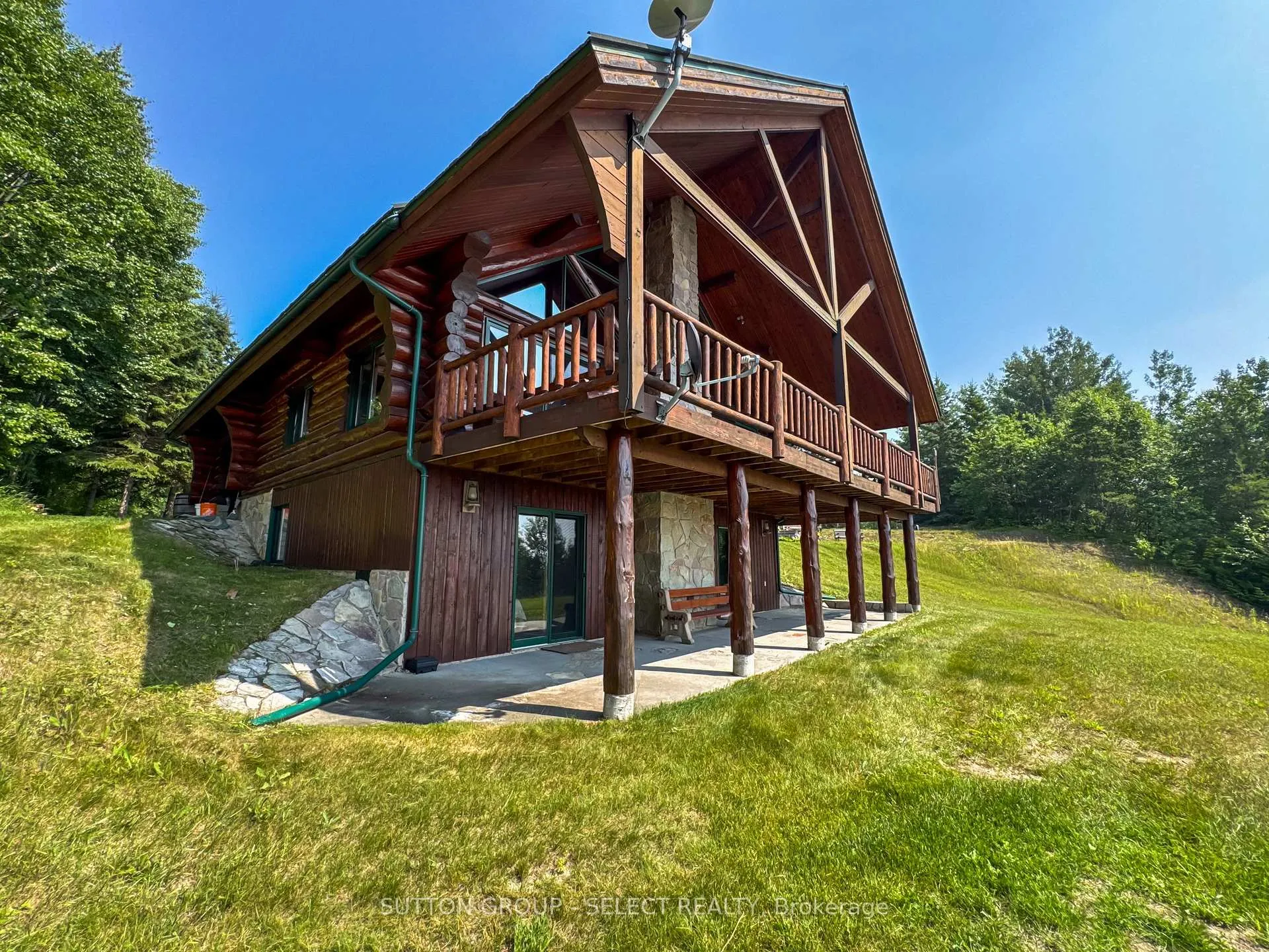 Photo 13 of 21 Peter Drive, Greenstone — HOMEH