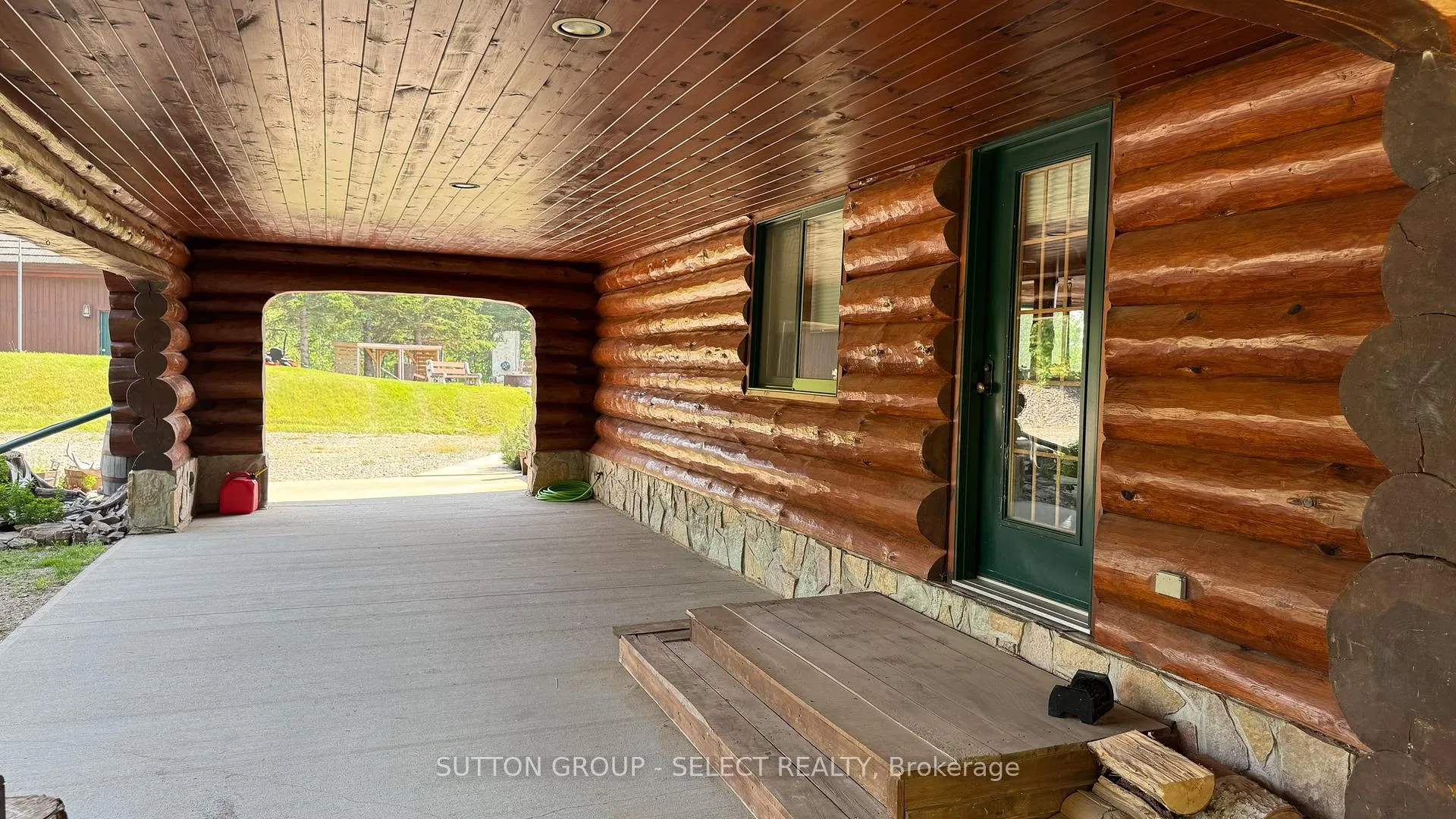Photo 18 of 21 Peter Drive, Greenstone — HOMEH