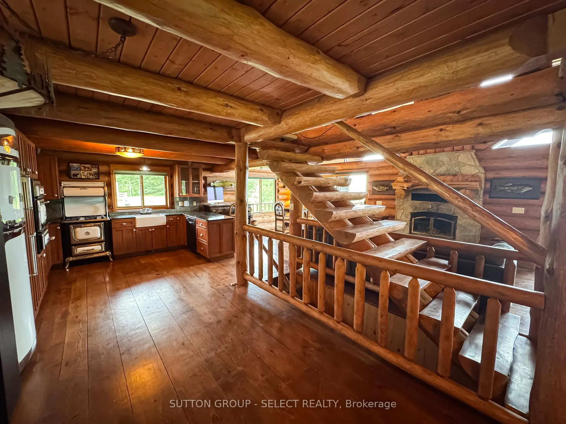 Photo 19 of 21 Peter Drive, Greenstone — HOMEH