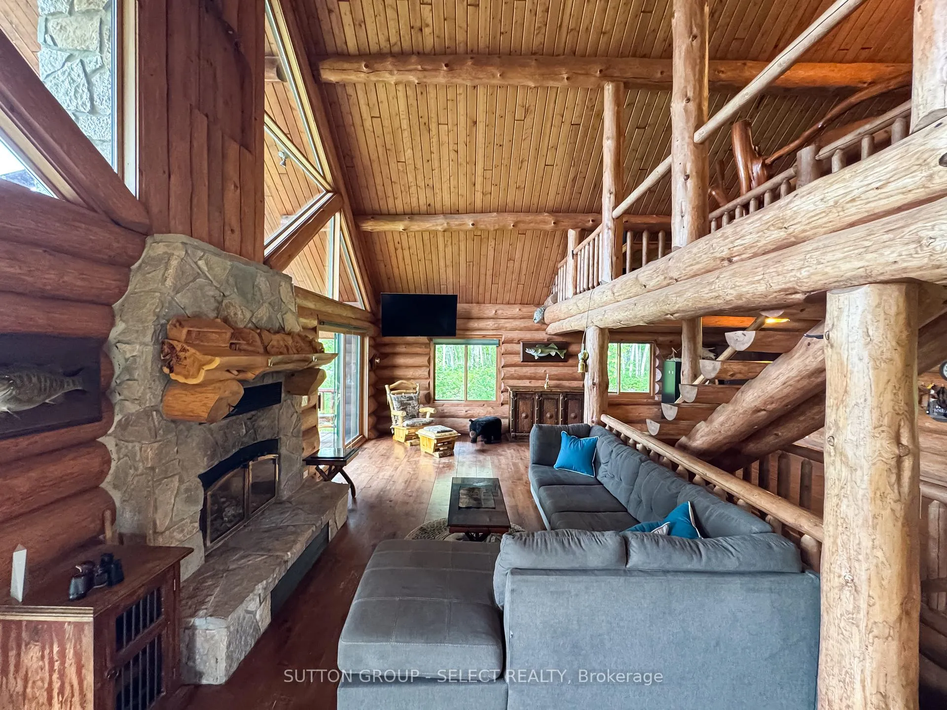 Photo 21 of 21 Peter Drive, Greenstone — HOMEH