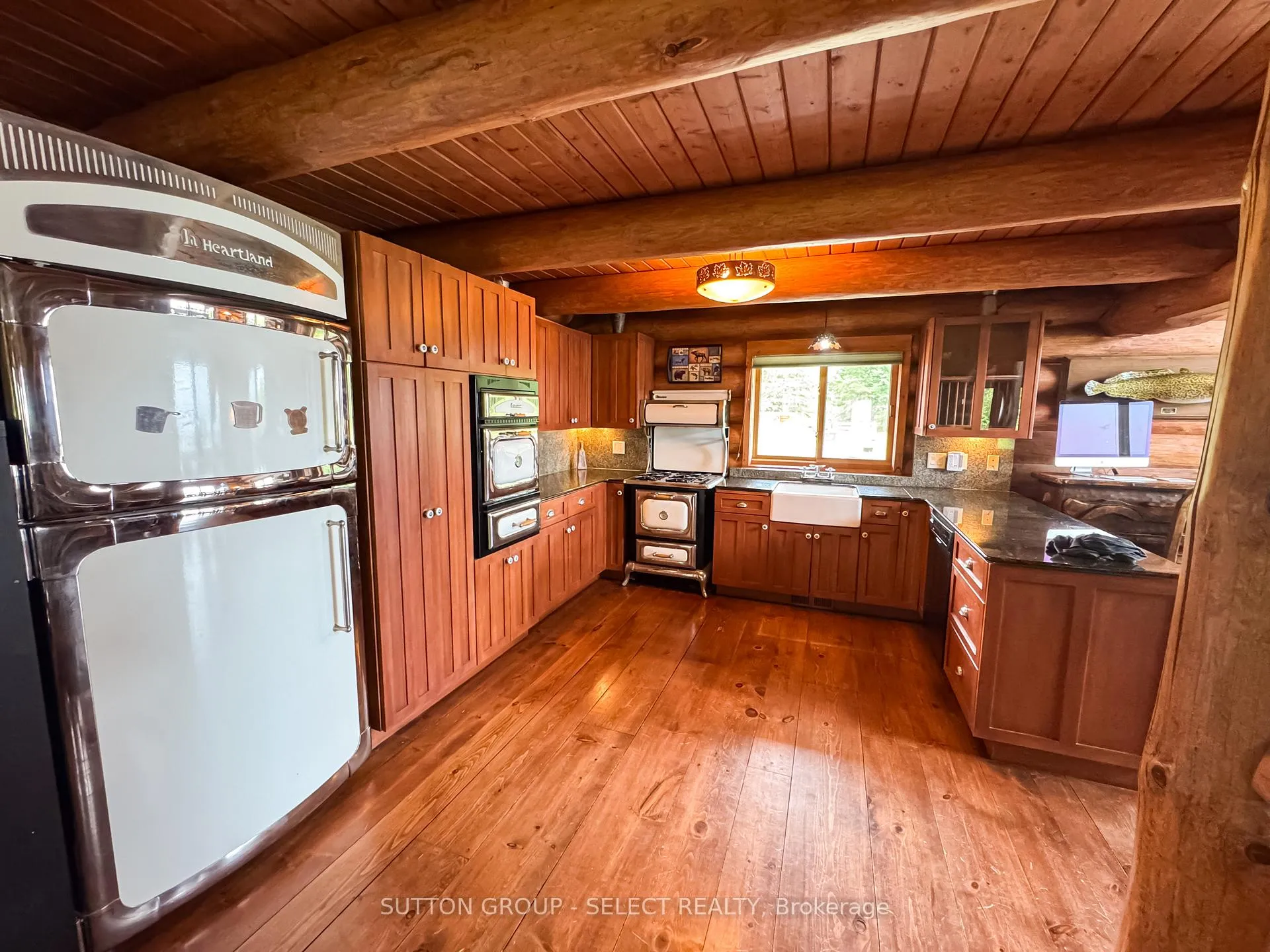 Photo 26 of 21 Peter Drive, Greenstone — HOMEH