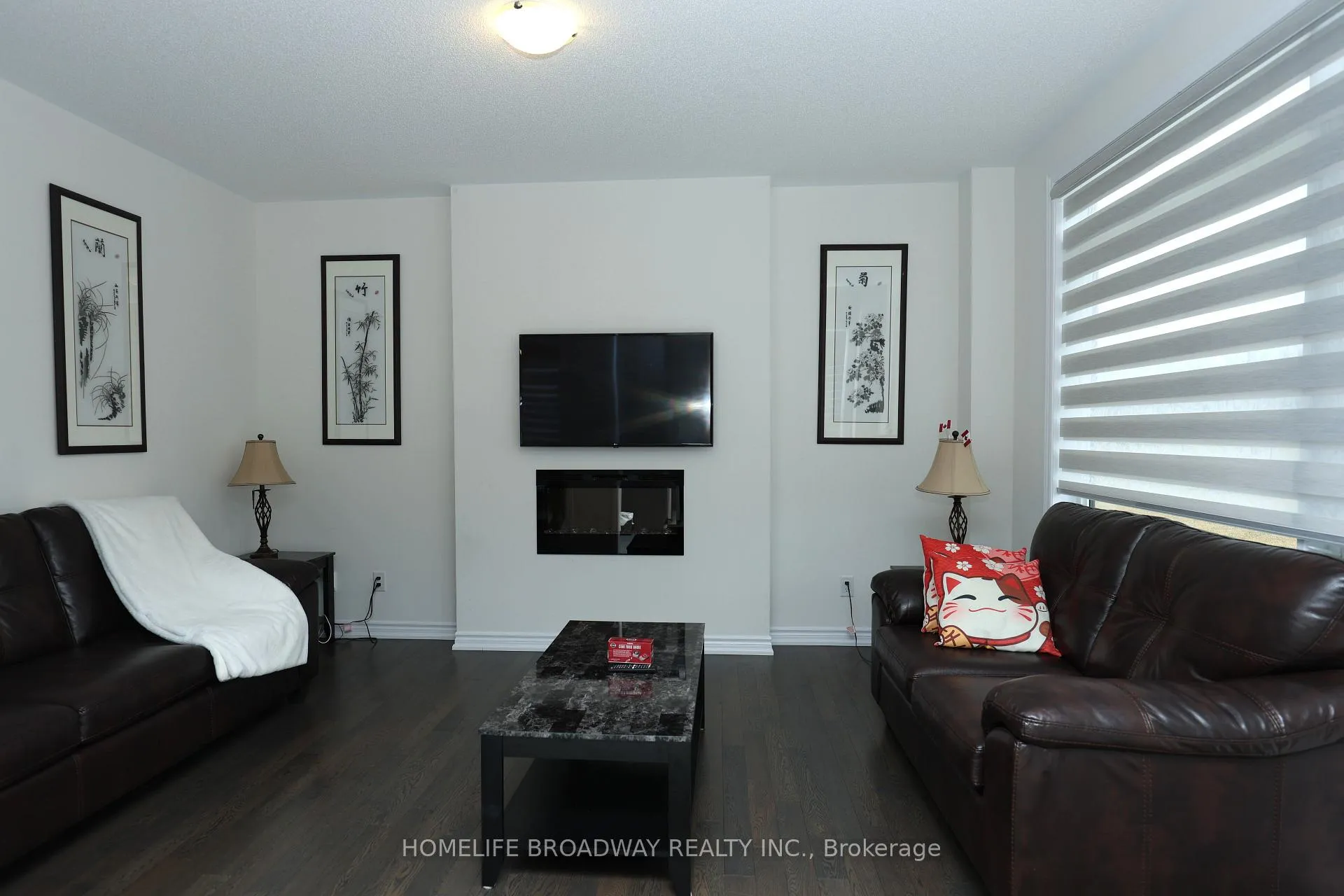 Photo 9 of 2 Rosannie Circle, Wasaga Beach — HOMEH