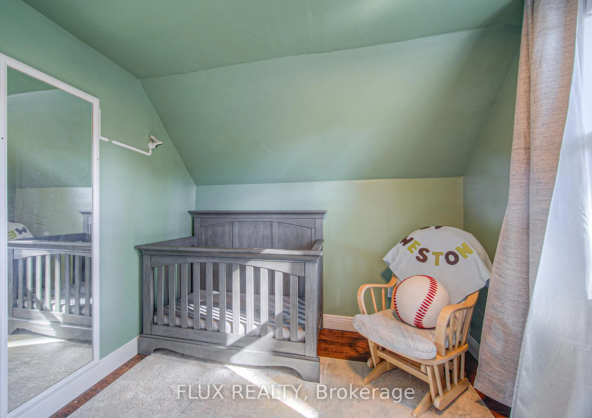 Photo 12 of 12 Jones Street, Hamilton, Stoney Creek — HOMEH