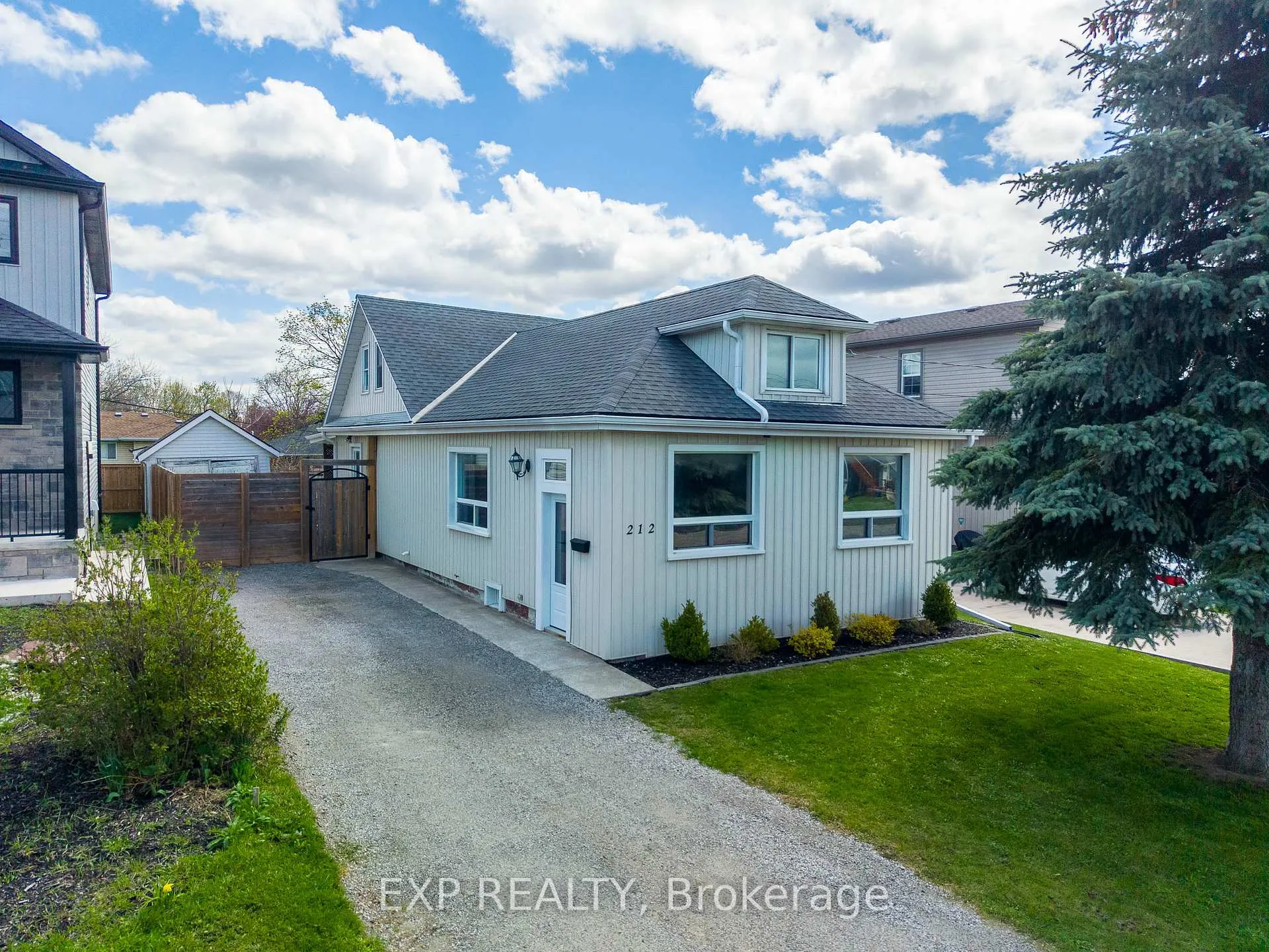 Photo 1 of 212 Morton Street, Thorold, Allanburg/Thorold South — HOMEH