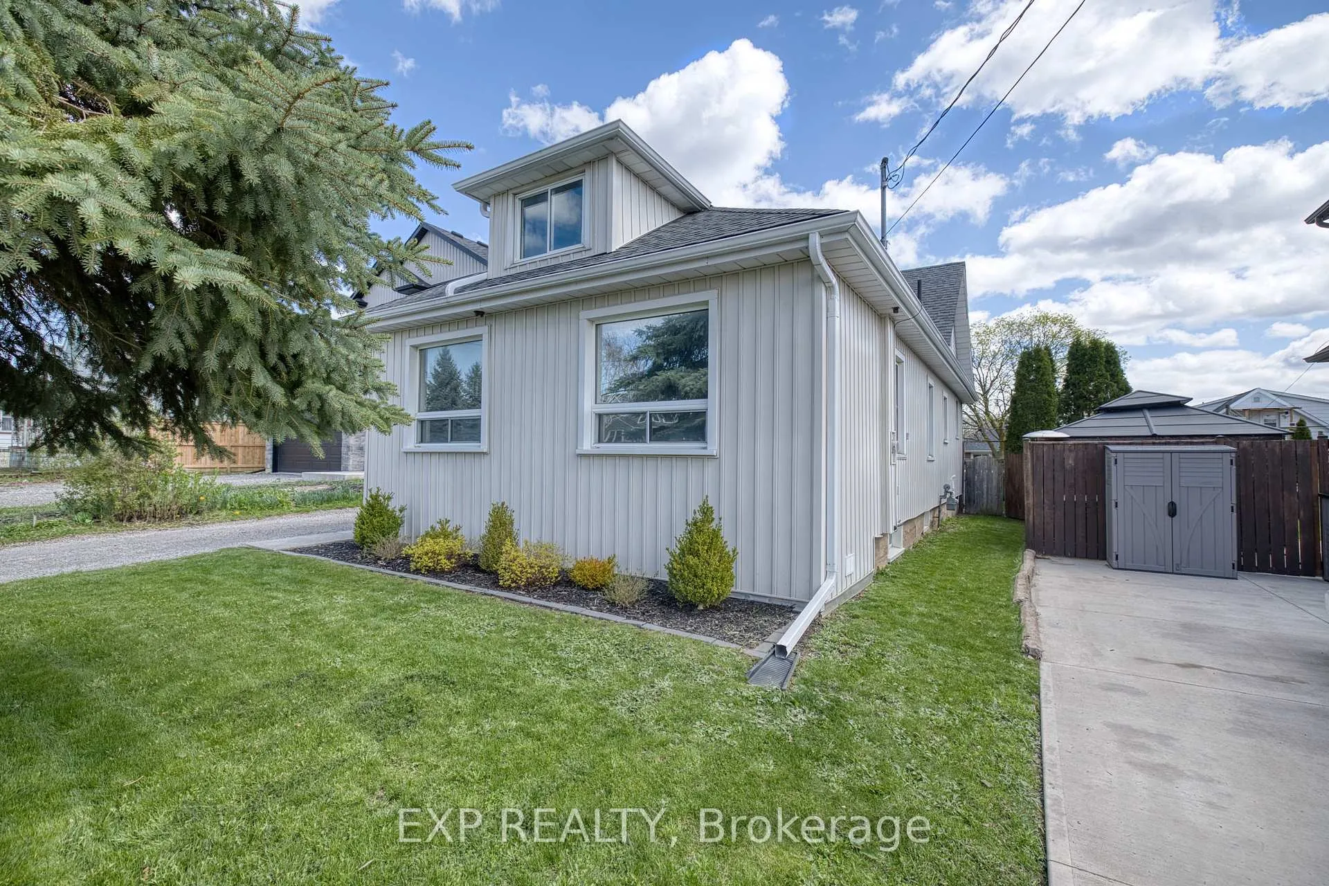 Photo 4 of 212 Morton Street, Thorold, Allanburg/Thorold South — HOMEH