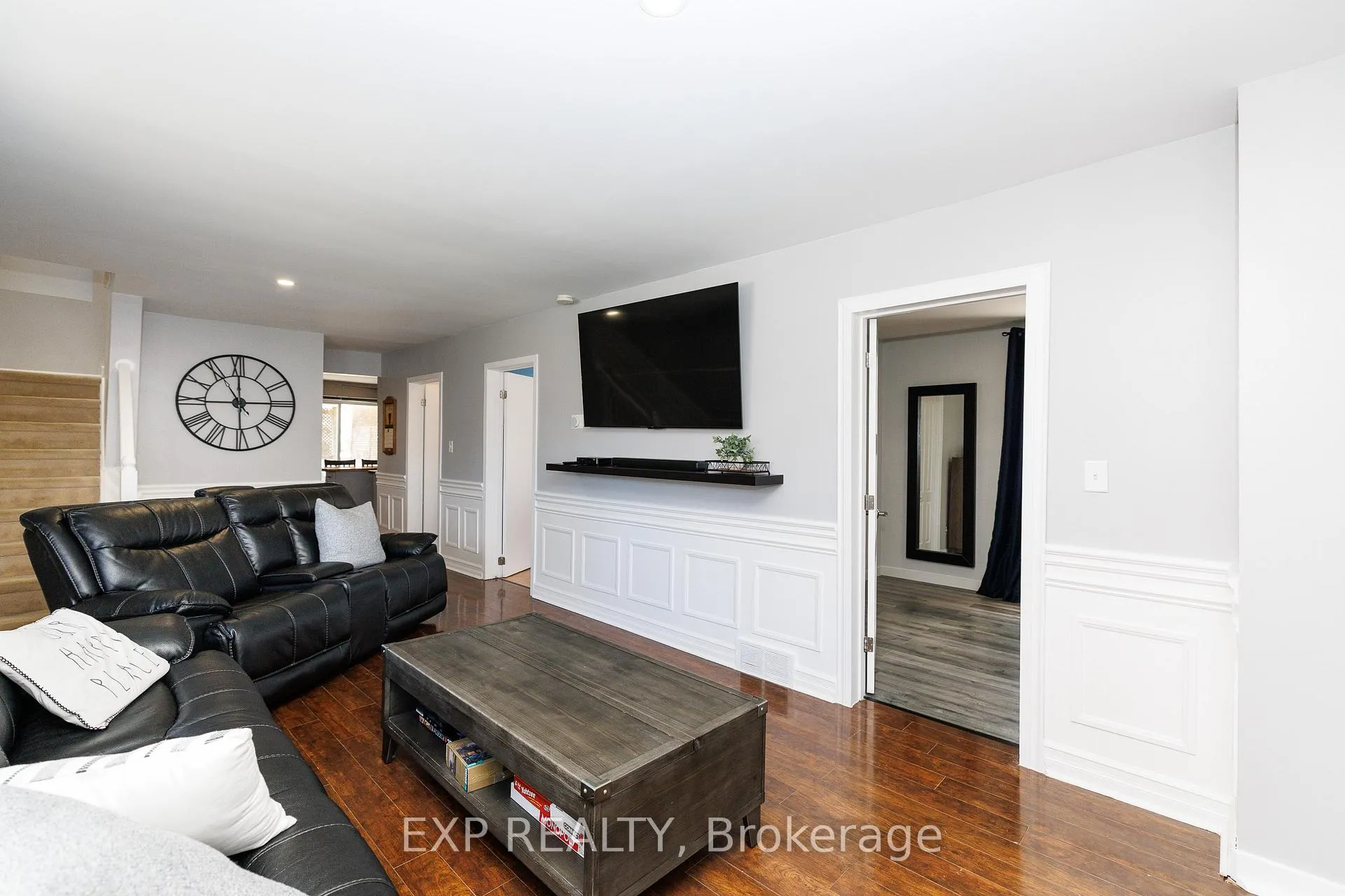 Photo 10 of 212 Morton Street, Thorold, Allanburg/Thorold South — HOMEH