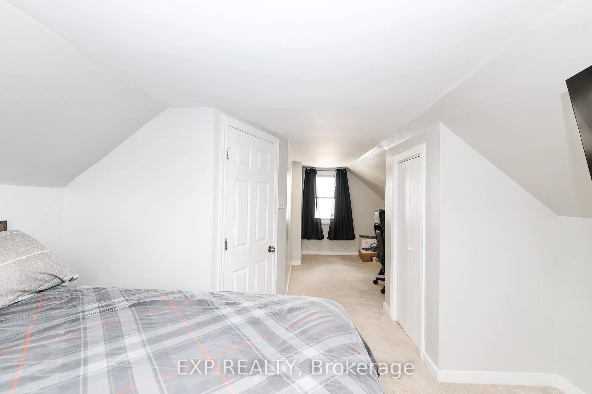 Photo 29 of 212 Morton Street, Thorold, Allanburg/Thorold South — HOMEH