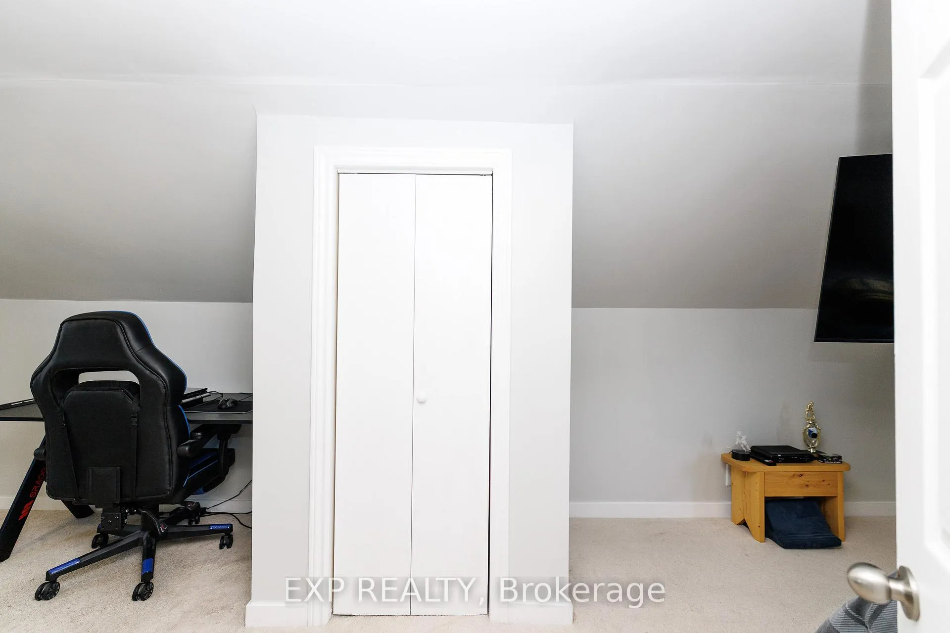 Photo 33 of 212 Morton Street, Thorold, Allanburg/Thorold South — HOMEH