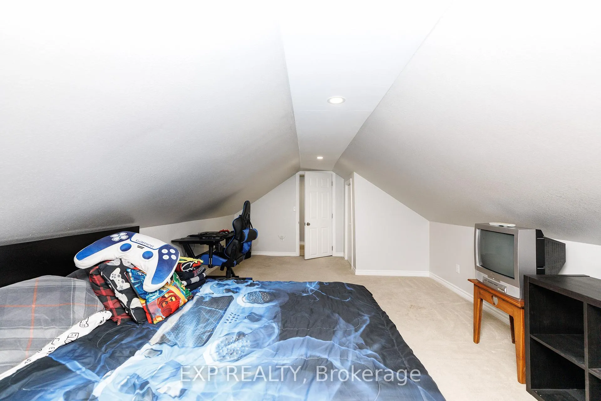 Photo 34 of 212 Morton Street, Thorold, Allanburg/Thorold South — HOMEH
