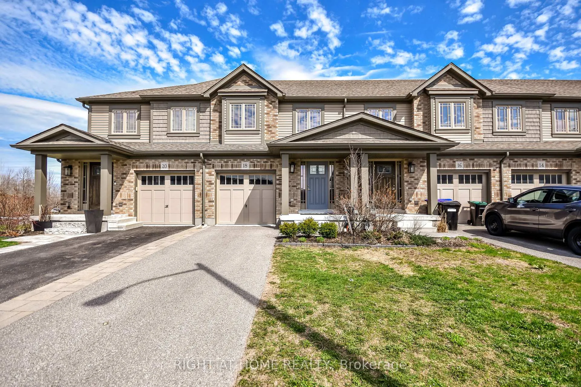 Photo 3 of 18 Foley Crescent, Collingwood — HOMEH