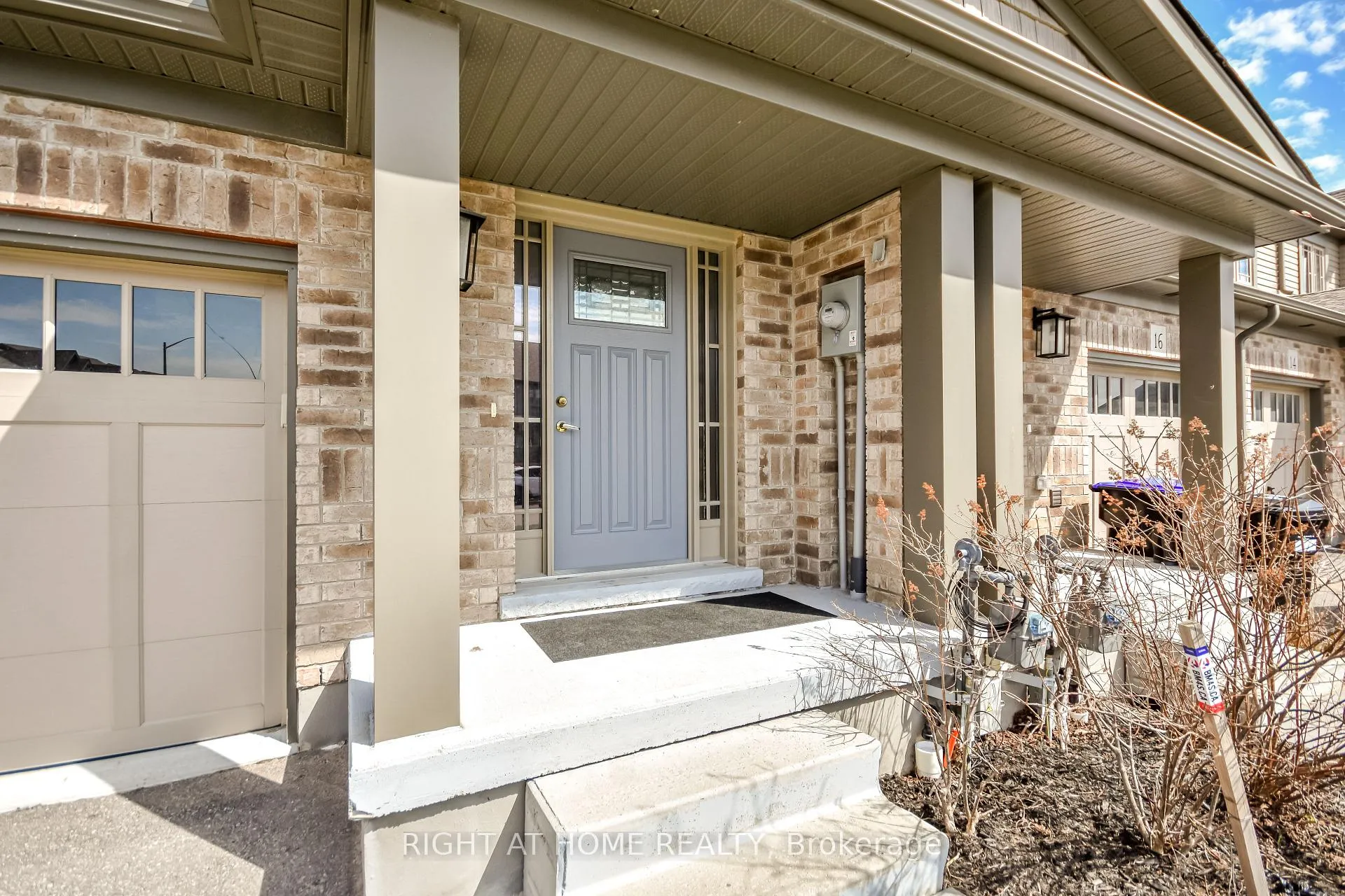 Photo 4 of 18 Foley Crescent, Collingwood — HOMEH
