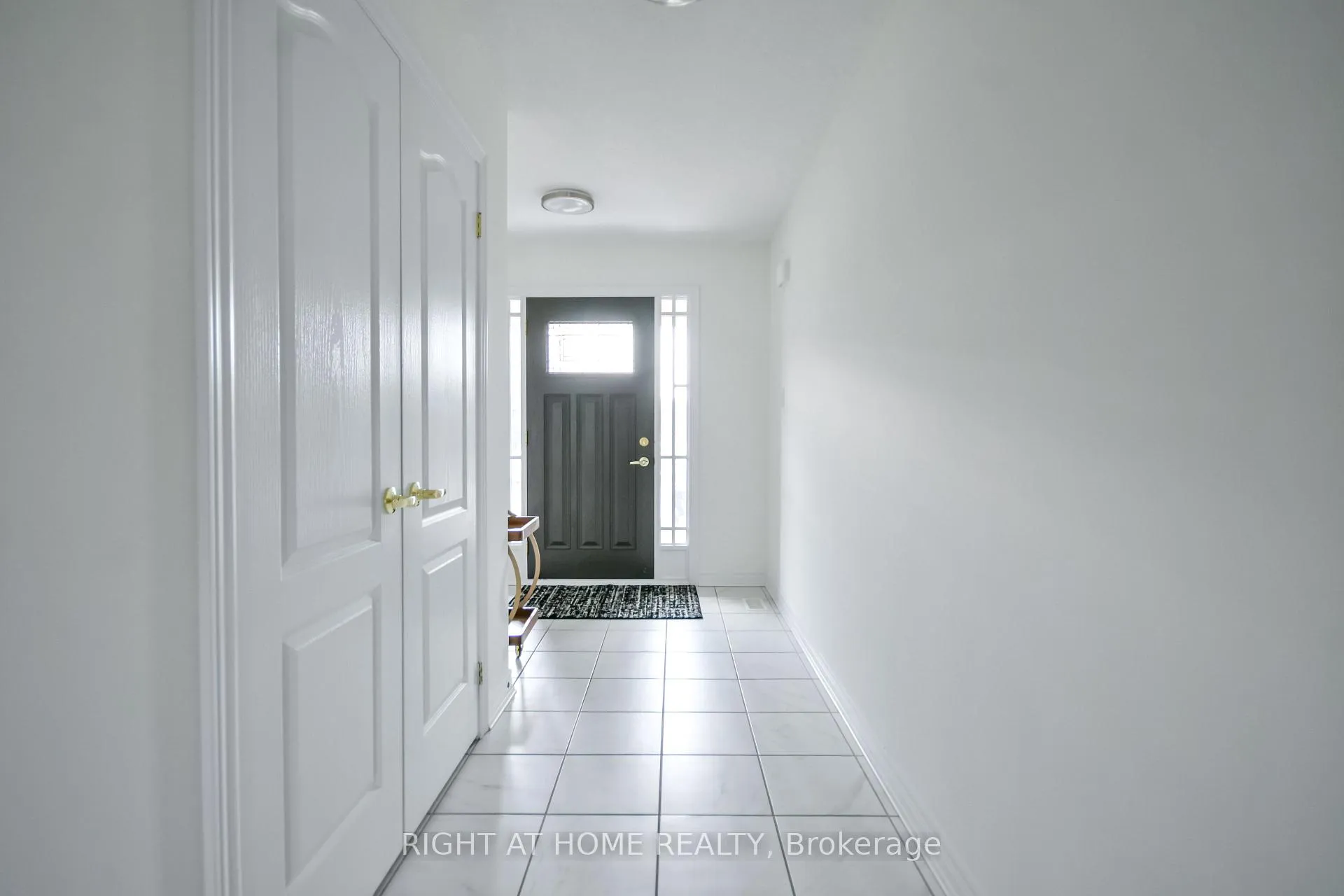 Photo 5 of 18 Foley Crescent, Collingwood — HOMEH
