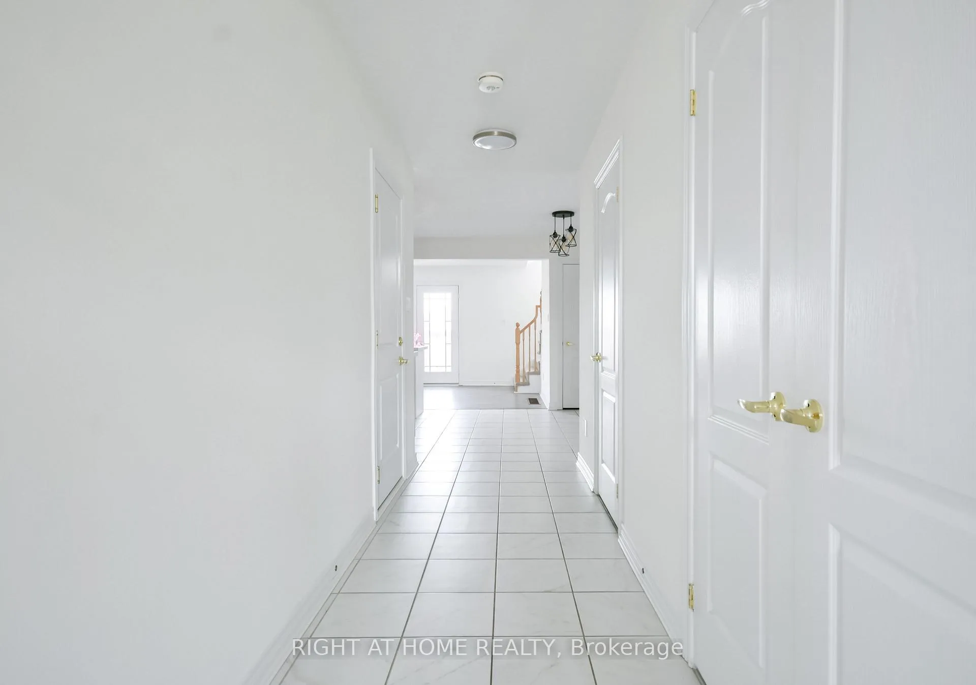 Photo 7 of 18 Foley Crescent, Collingwood — HOMEH