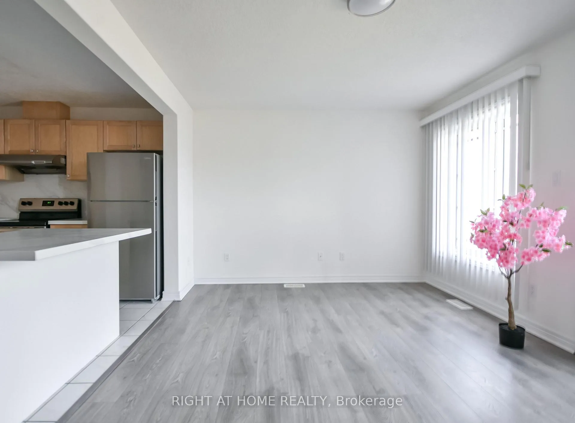 Photo 15 of 18 Foley Crescent, Collingwood — HOMEH