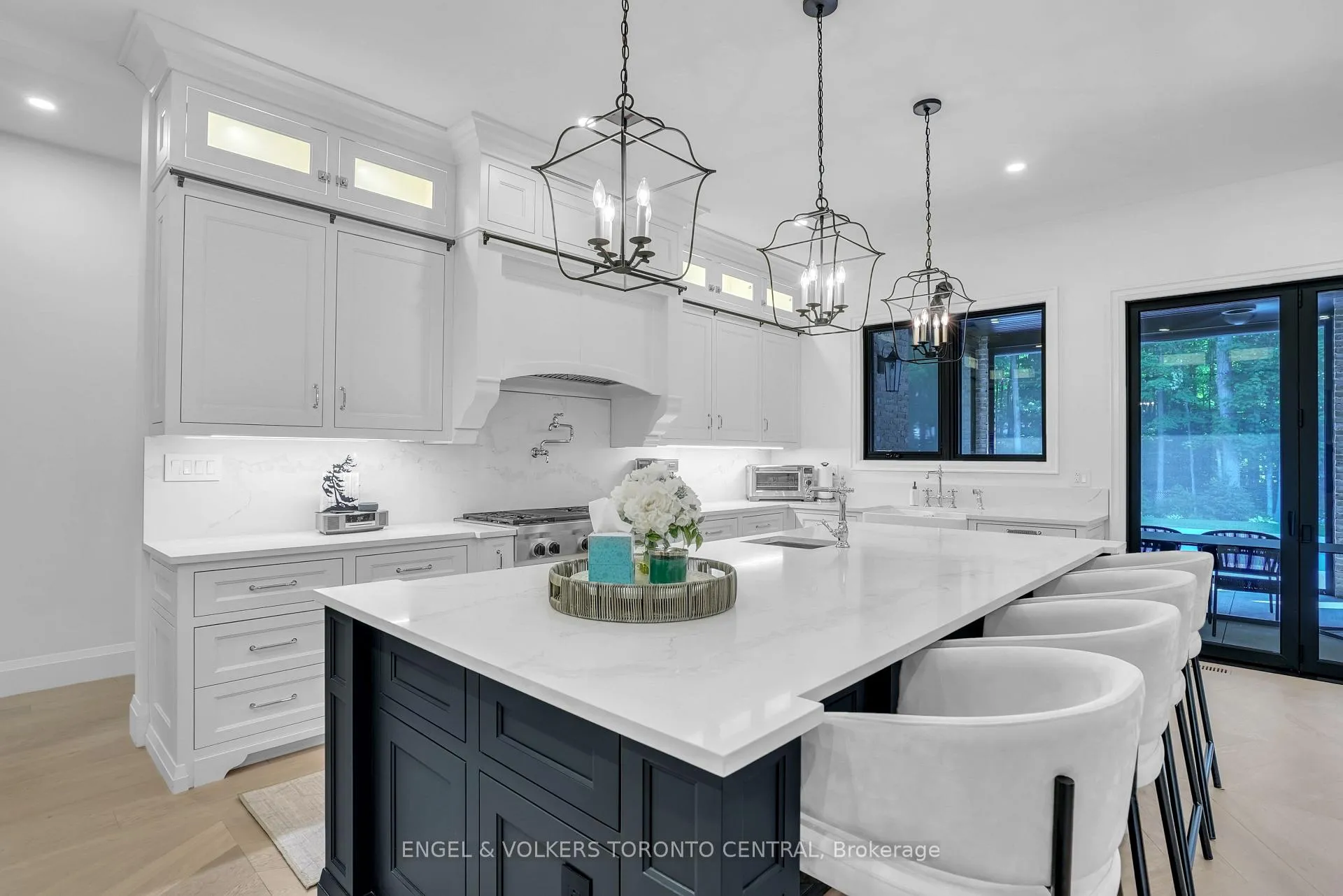 Photo 13 of 7 Apto Court, Springwater, Rural Springwater — HOMEH