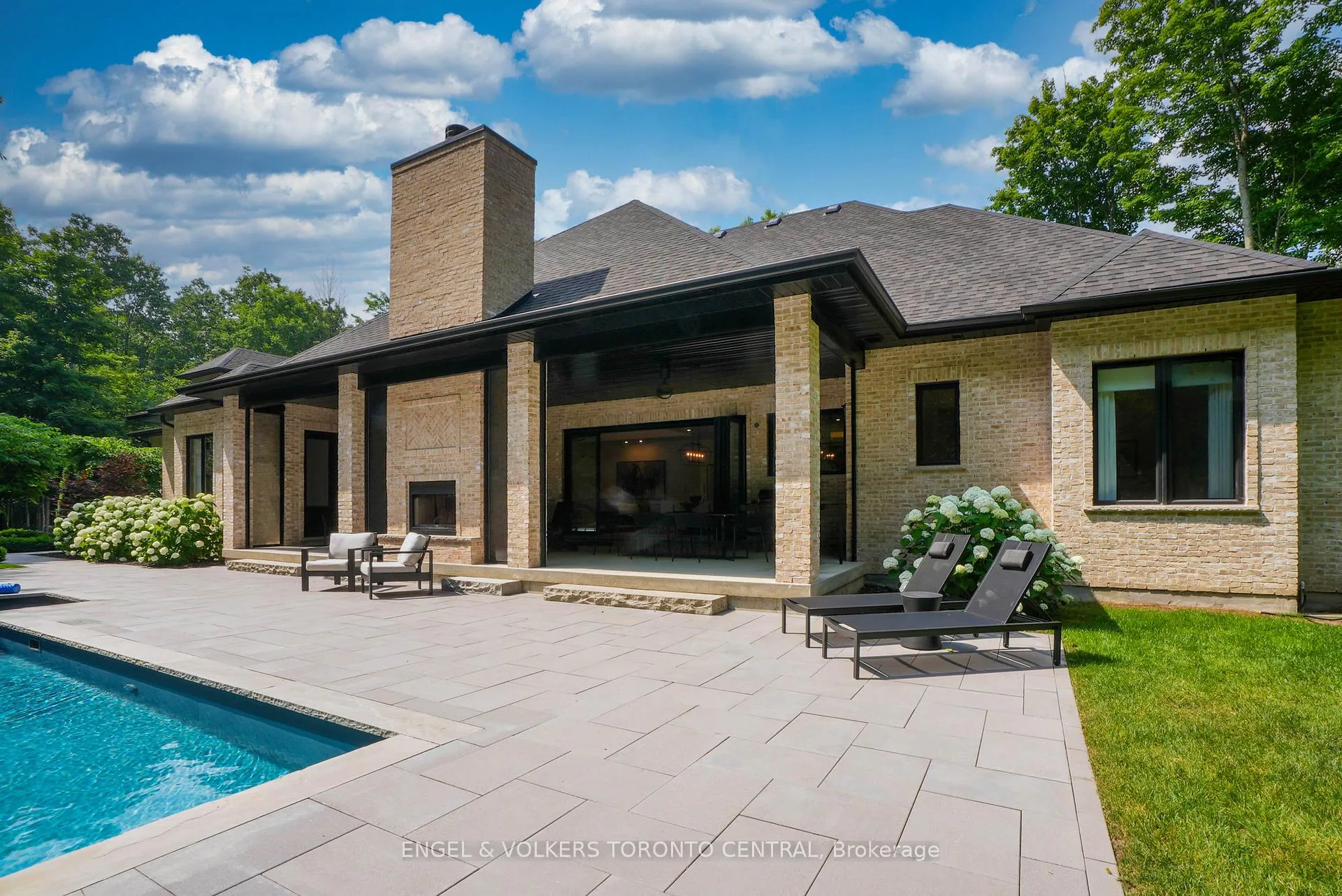 Photo 38 of 7 Apto Court, Springwater, Rural Springwater — HOMEH