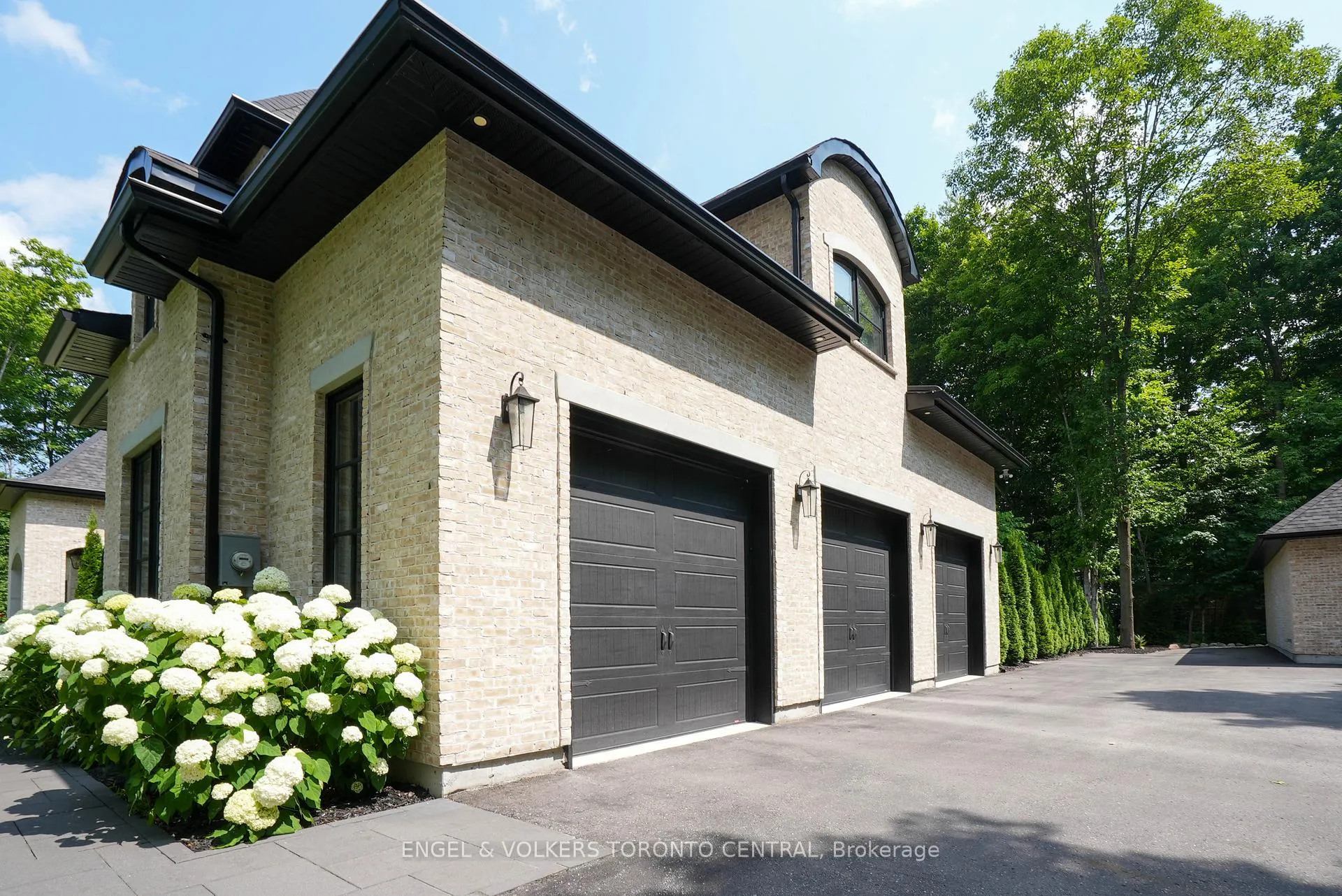 Photo 44 of 7 Apto Court, Springwater, Rural Springwater — HOMEH