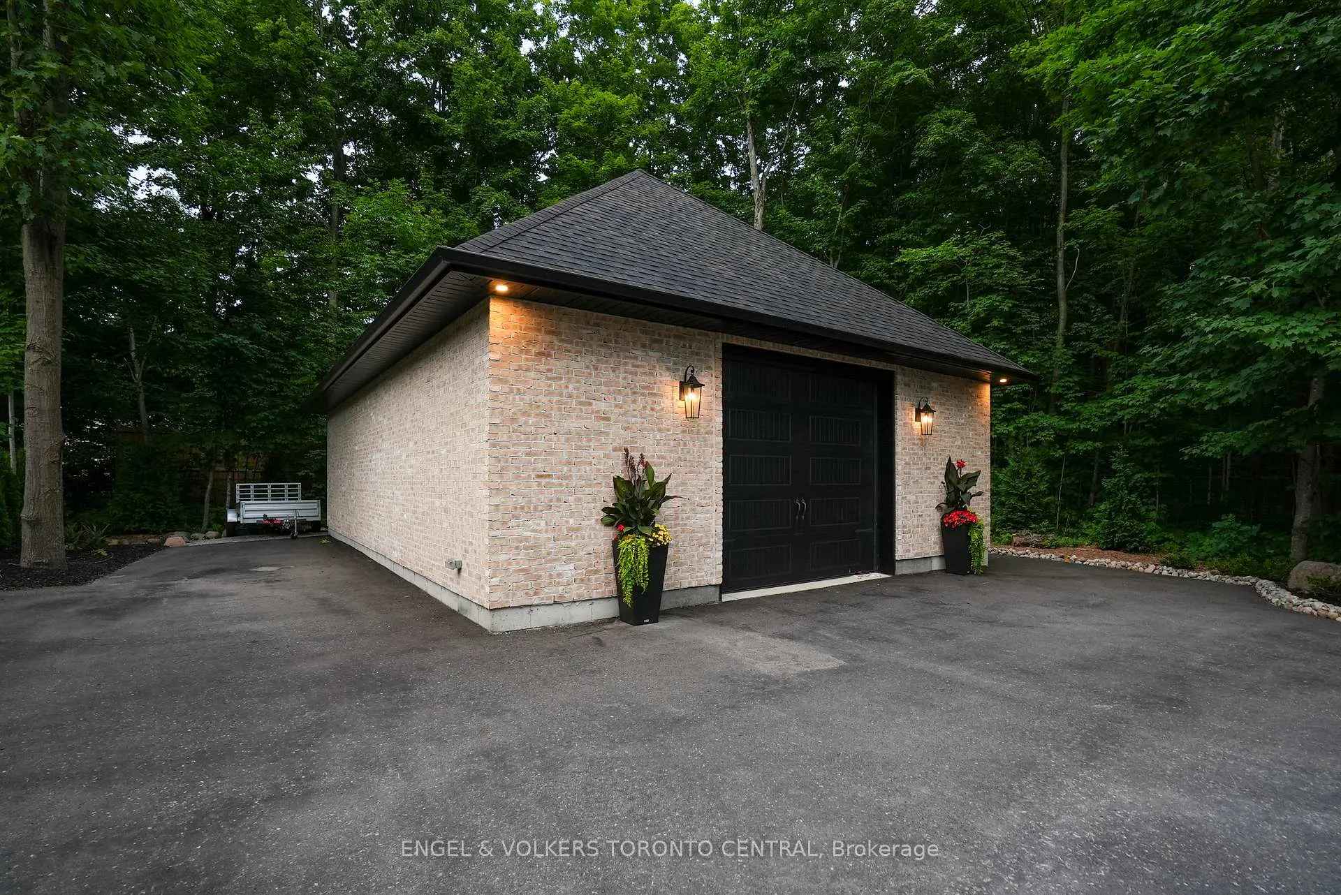 Photo 45 of 7 Apto Court, Springwater, Rural Springwater — HOMEH