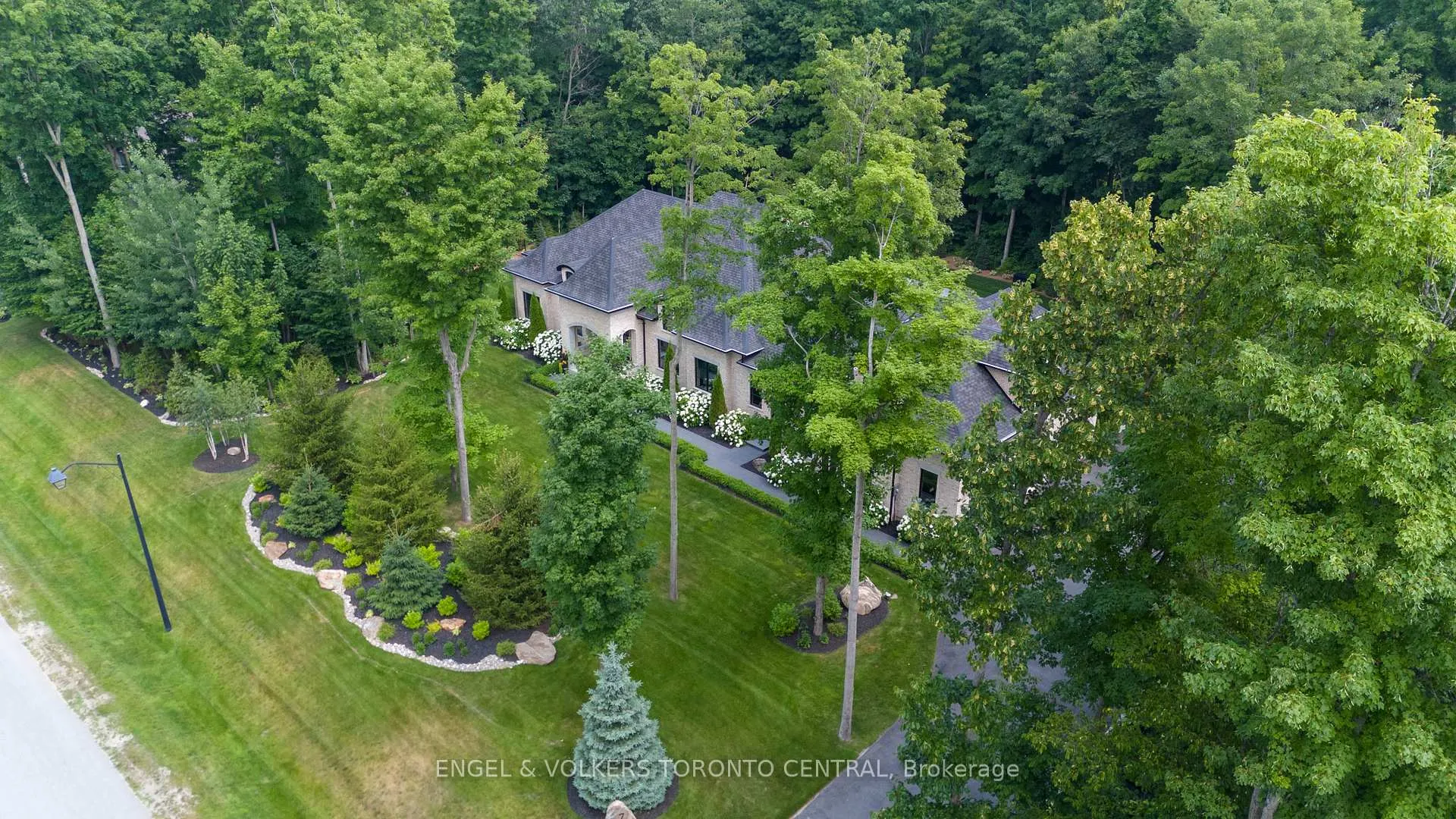Photo 46 of 7 Apto Court, Springwater, Rural Springwater — HOMEH