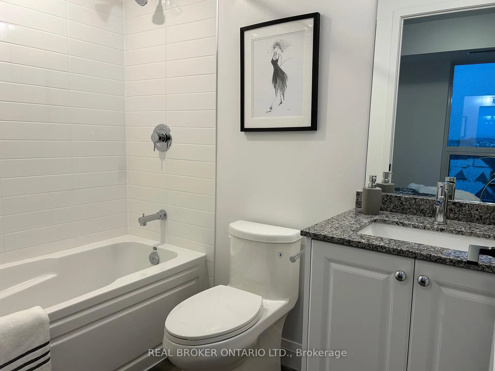 Photo 13 of Unit 703, 2333 Khalsa Gate, Oakville, Westmount — HOMEH