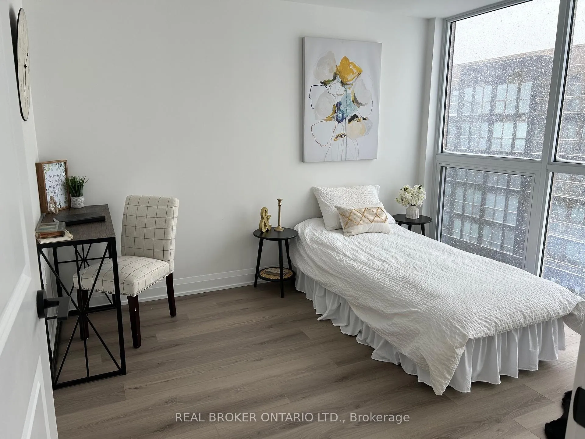 Photo 17 of Unit 703, 2333 Khalsa Gate, Oakville, Westmount — HOMEH