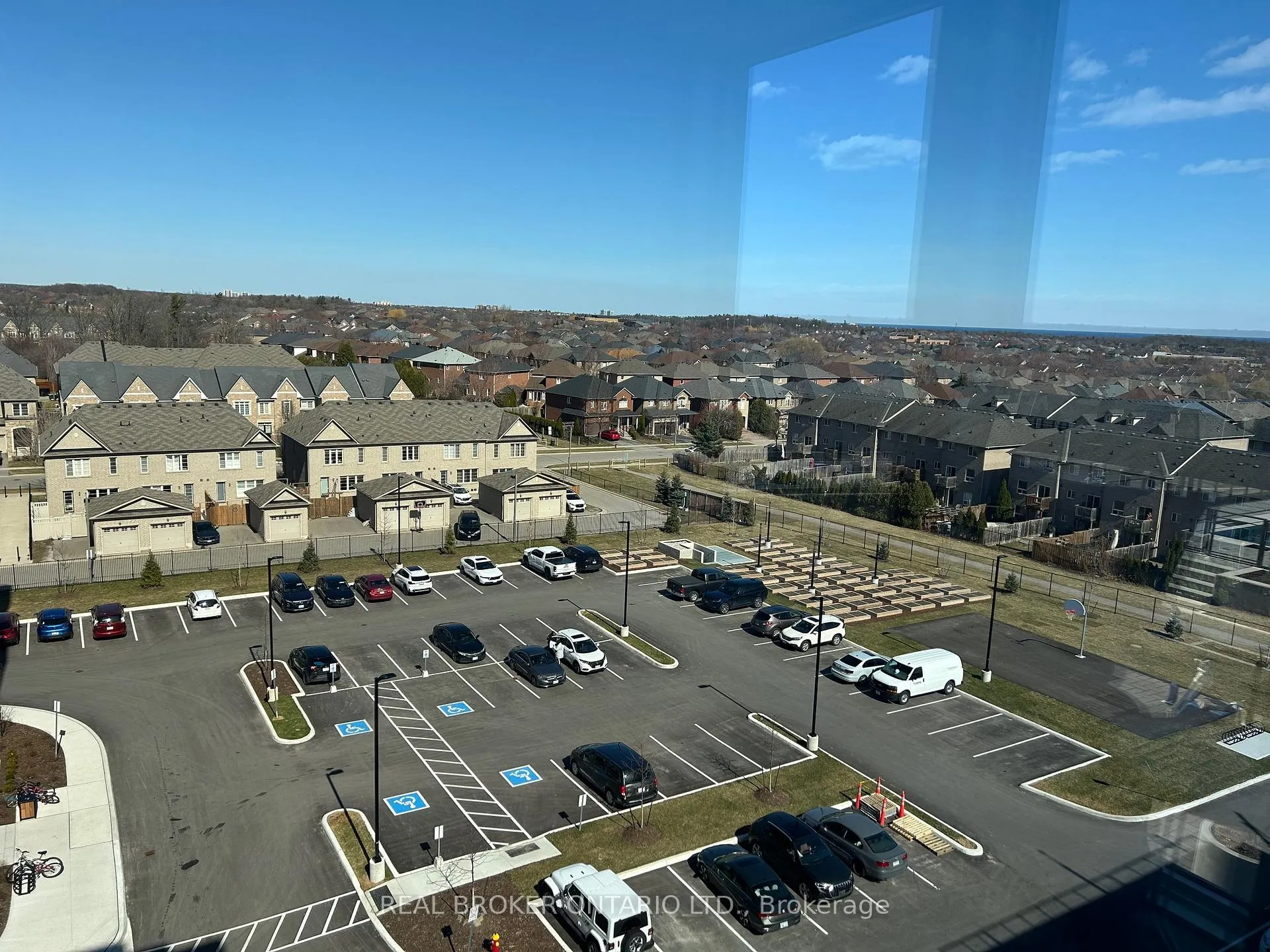 Photo 19 of Unit 703, 2333 Khalsa Gate, Oakville, Westmount — HOMEH