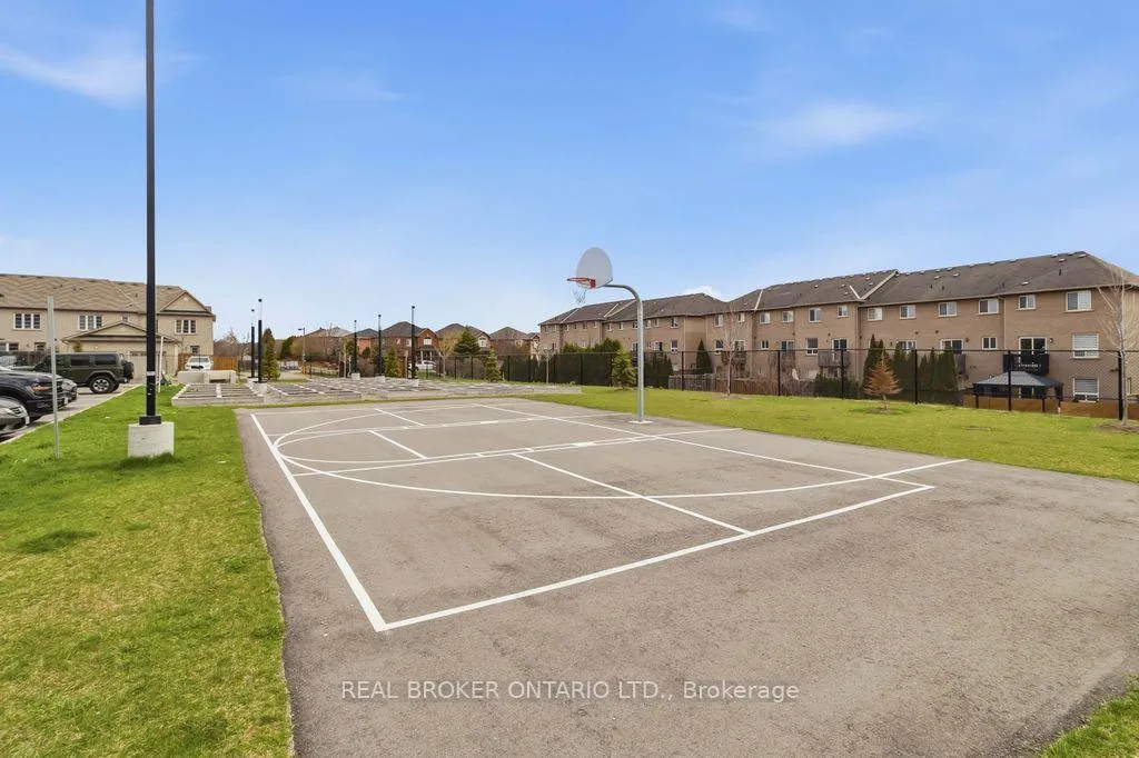 Photo 31 of Unit 703, 2333 Khalsa Gate, Oakville, Westmount — HOMEH