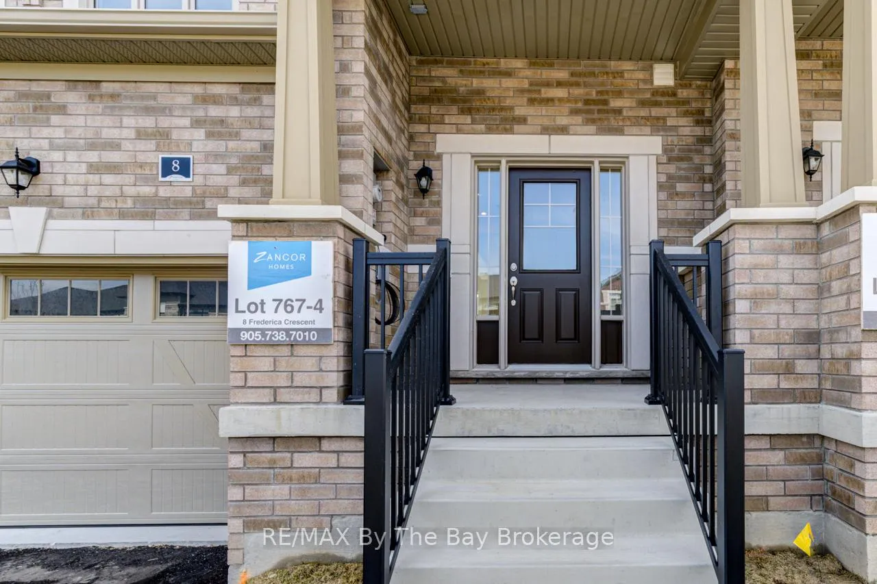 Photo 3 of 8 Federica Crescent, Wasaga Beach — HOMEH