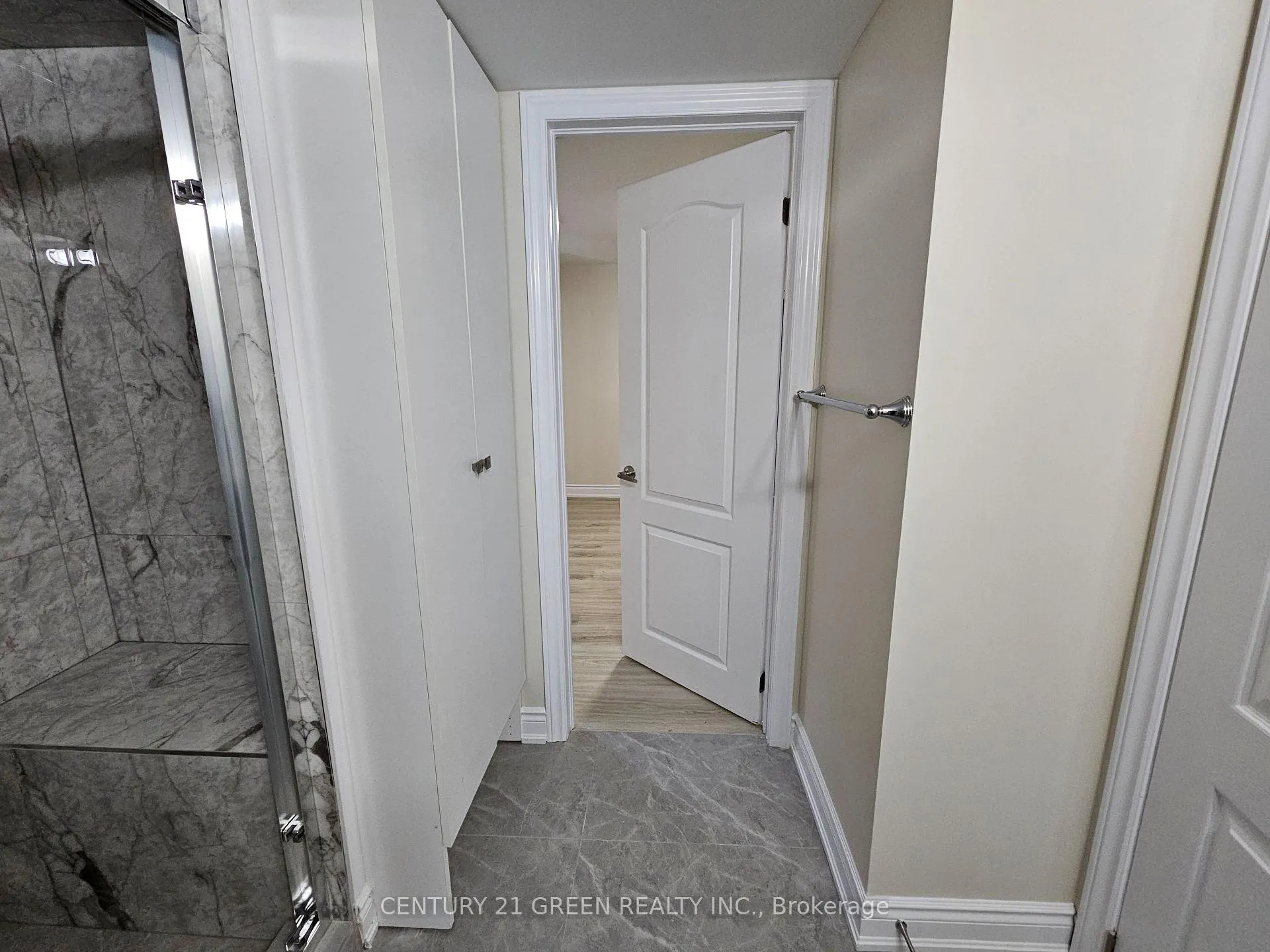 Photo 8 of Unit Bsmt, 15172 Danby Road, Halton Hills, Georgetown — HOMEH