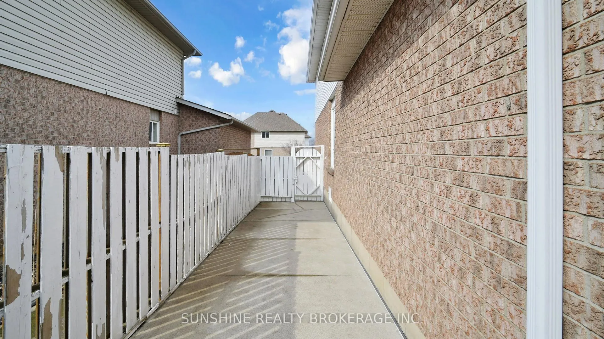 Photo 46 of 201 Fano Drive, Hamilton, Butler — HOMEH