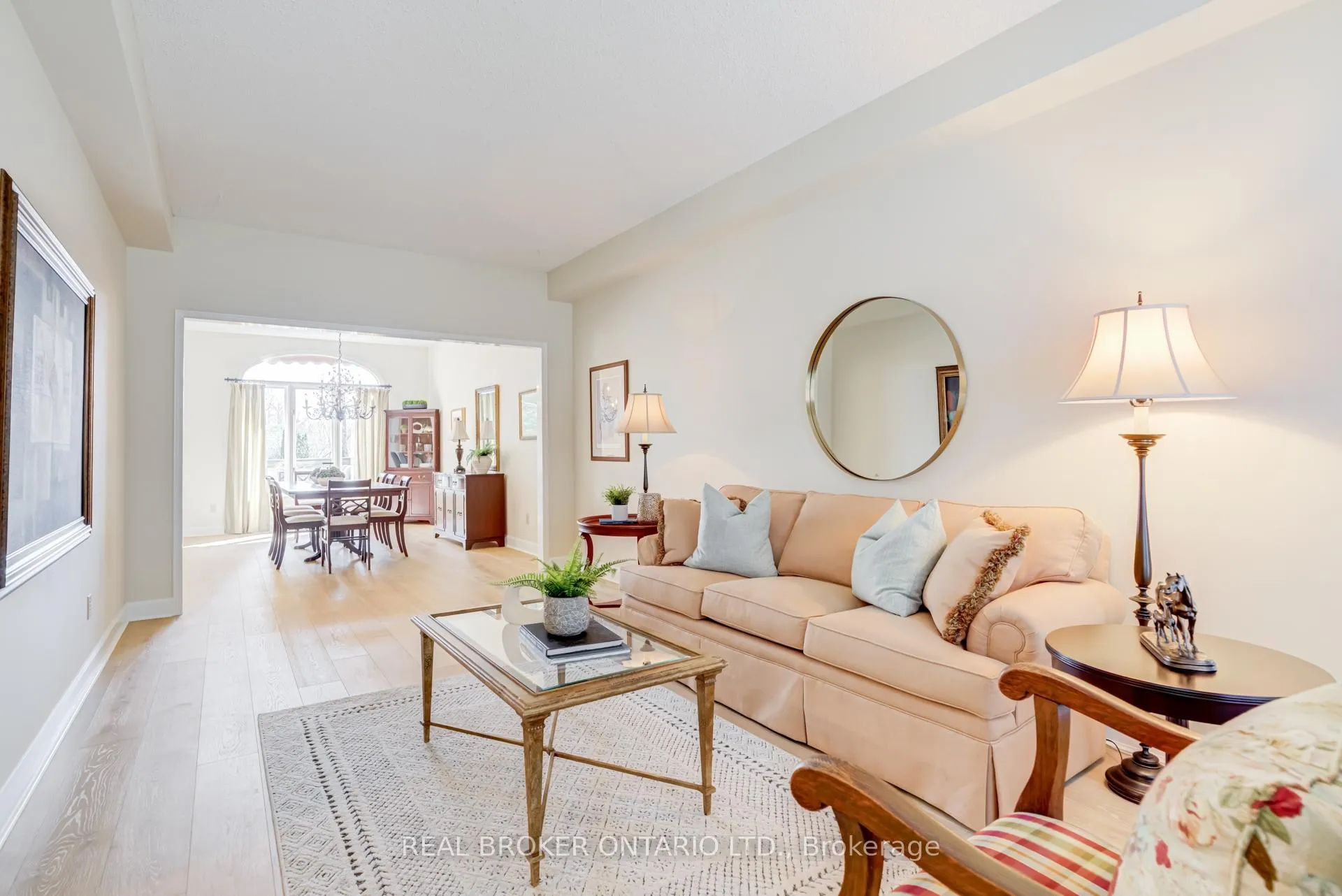 Photo 4 of 886 Darwin Drive, Pickering, Dunbarton — HOMEH