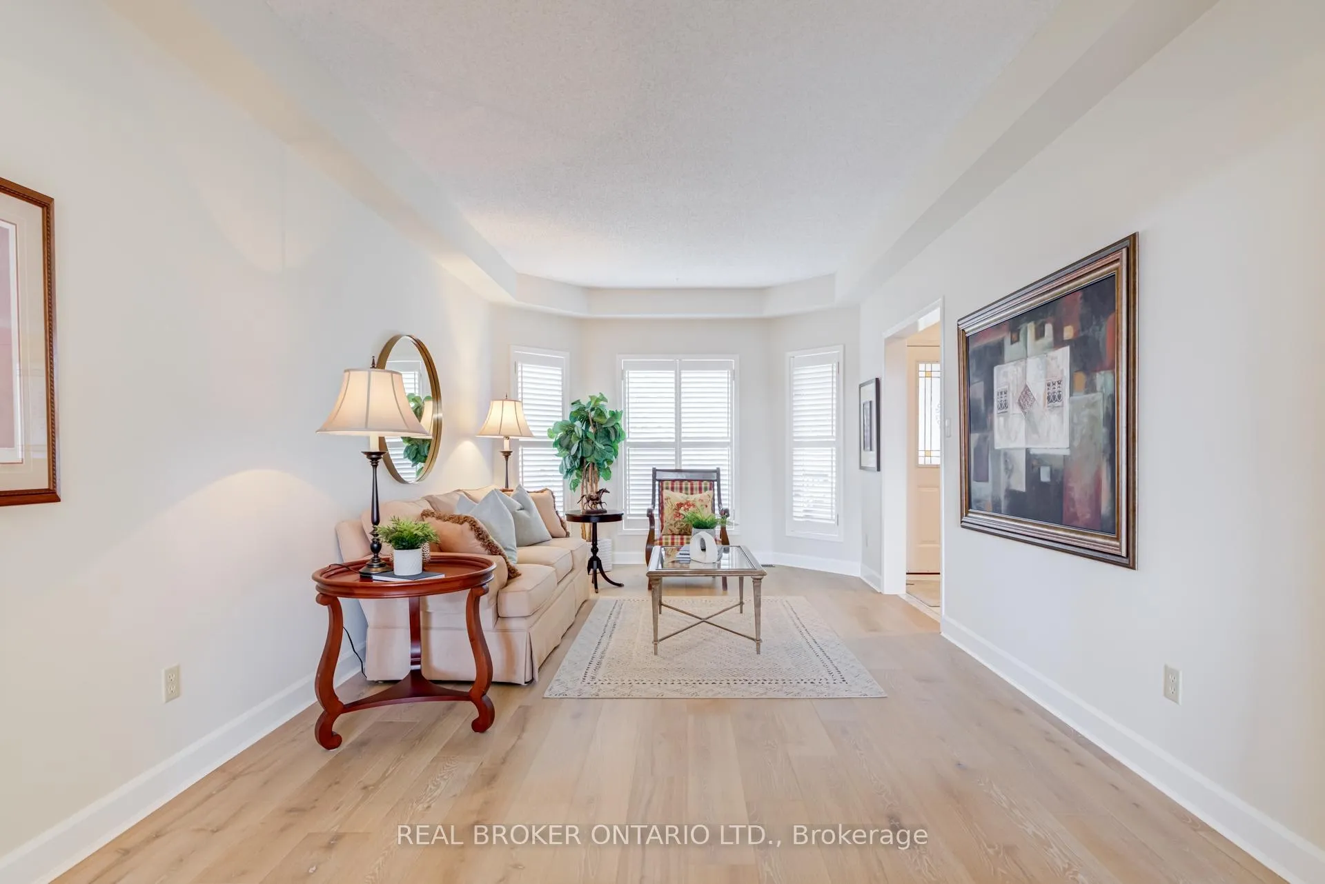 Photo 5 of 886 Darwin Drive, Pickering, Dunbarton — HOMEH