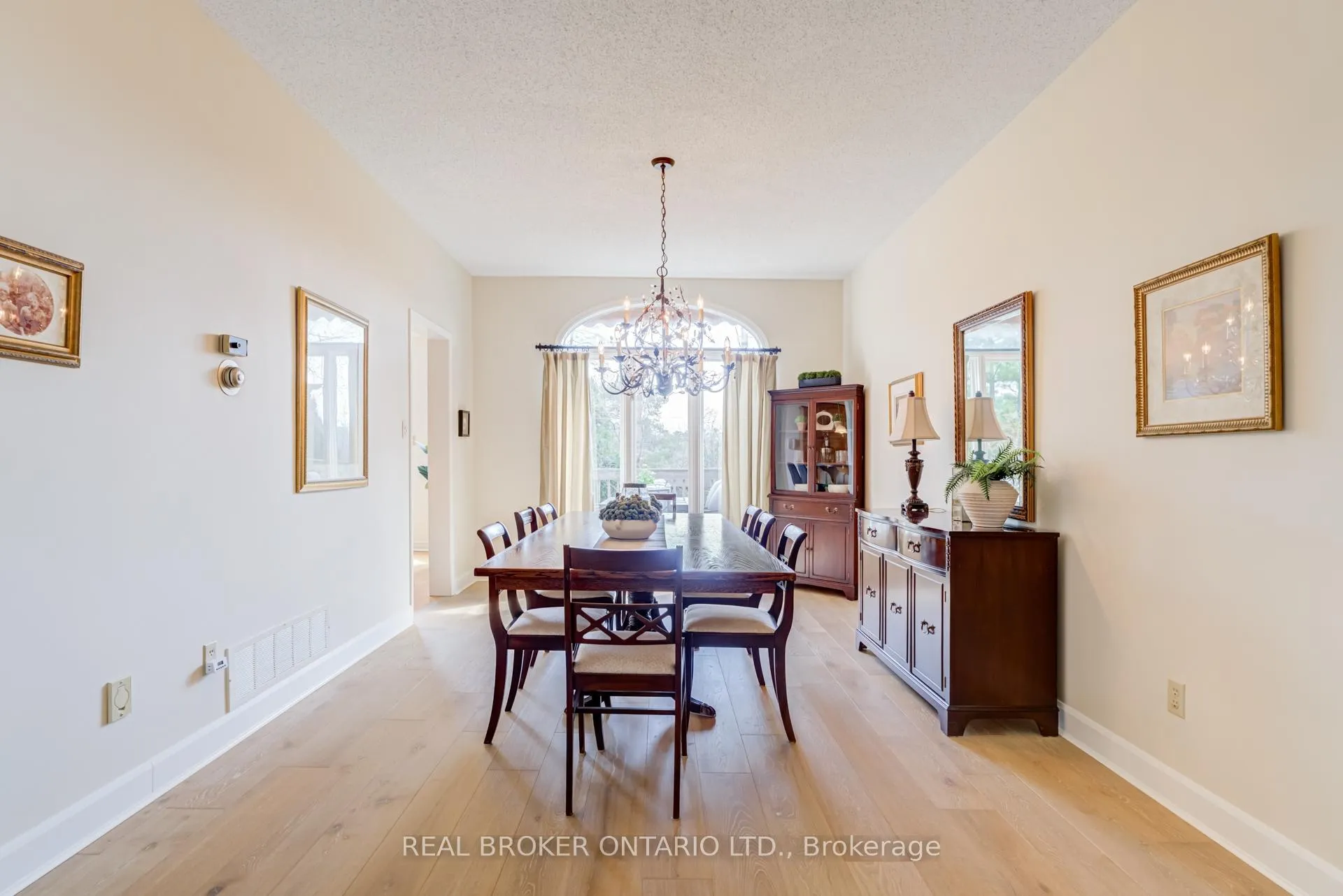 Photo 6 of 886 Darwin Drive, Pickering, Dunbarton — HOMEH